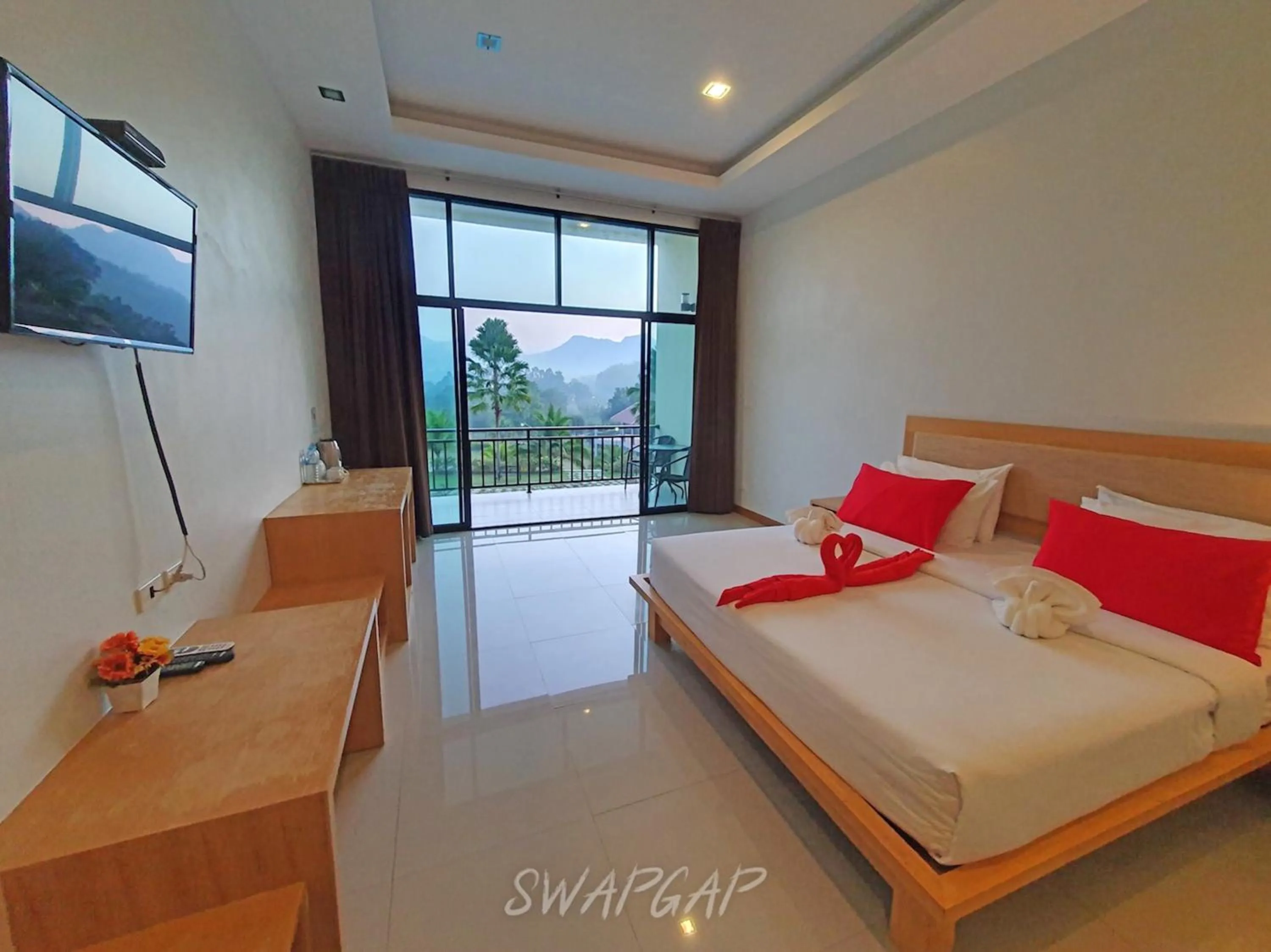 Superior Double Room in Takhun Mountain View