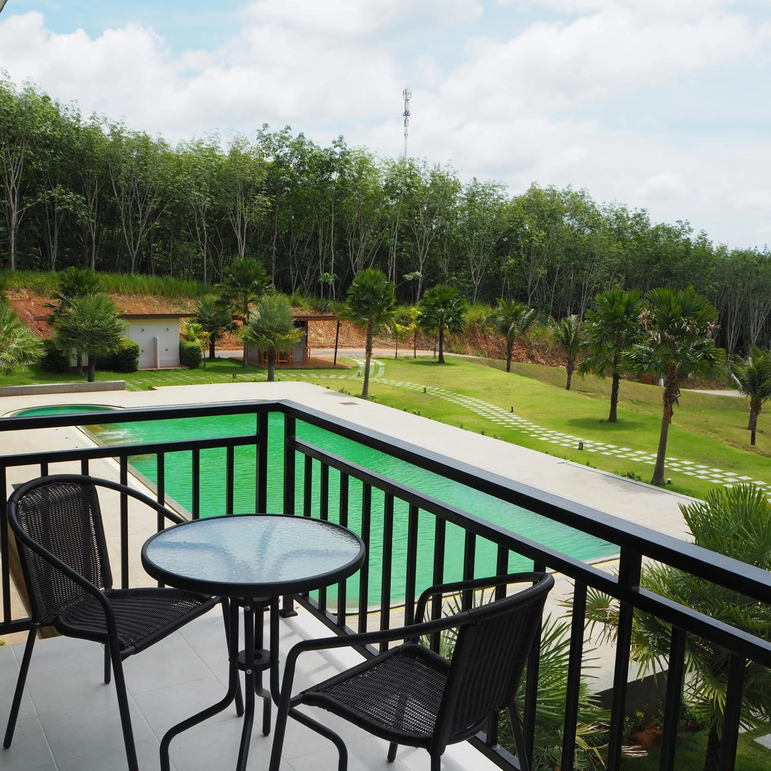 Superior Triple Room with 3 Beds in Takhun Mountain View