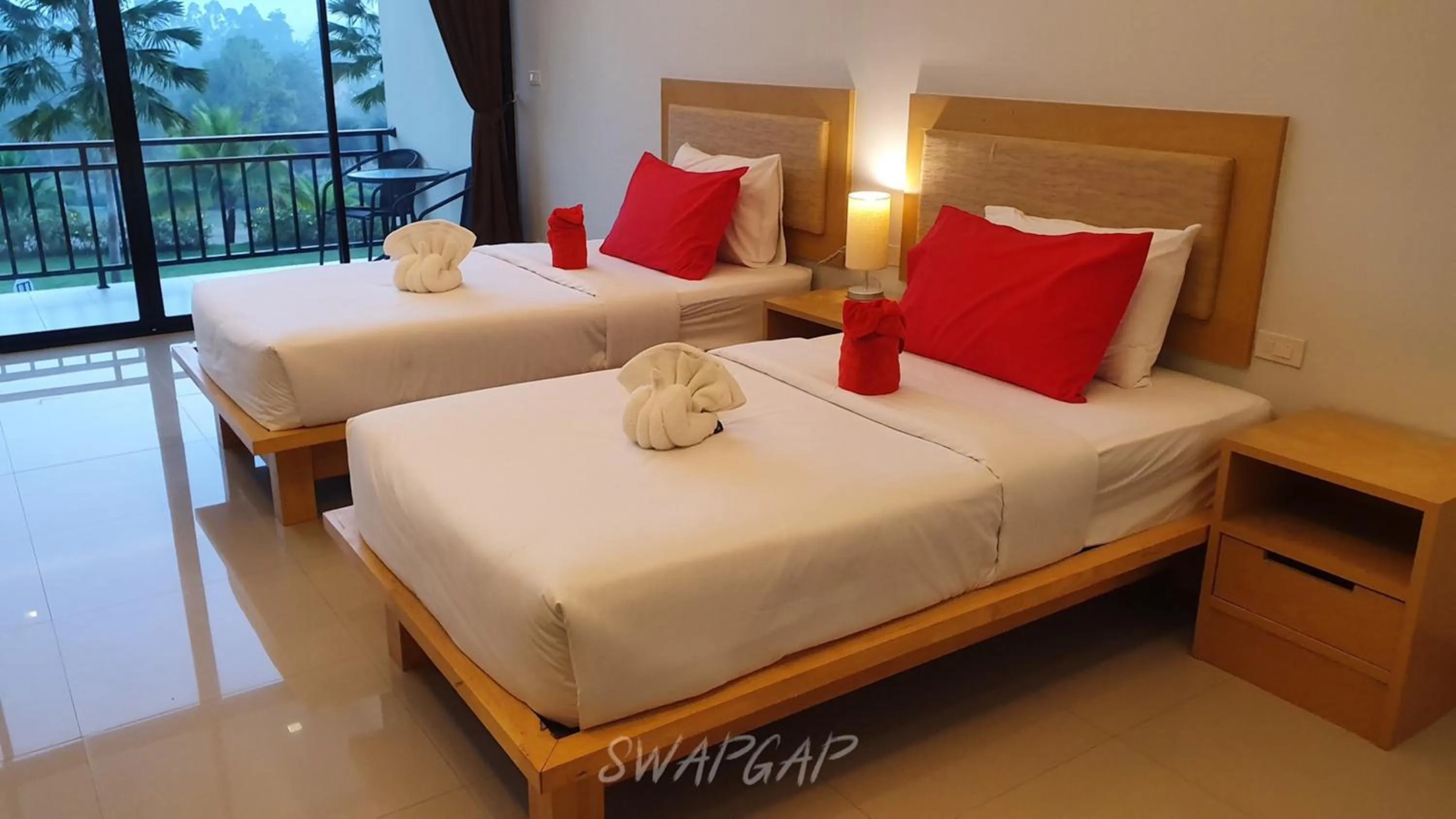Superior Twin Room in Takhun Mountain View