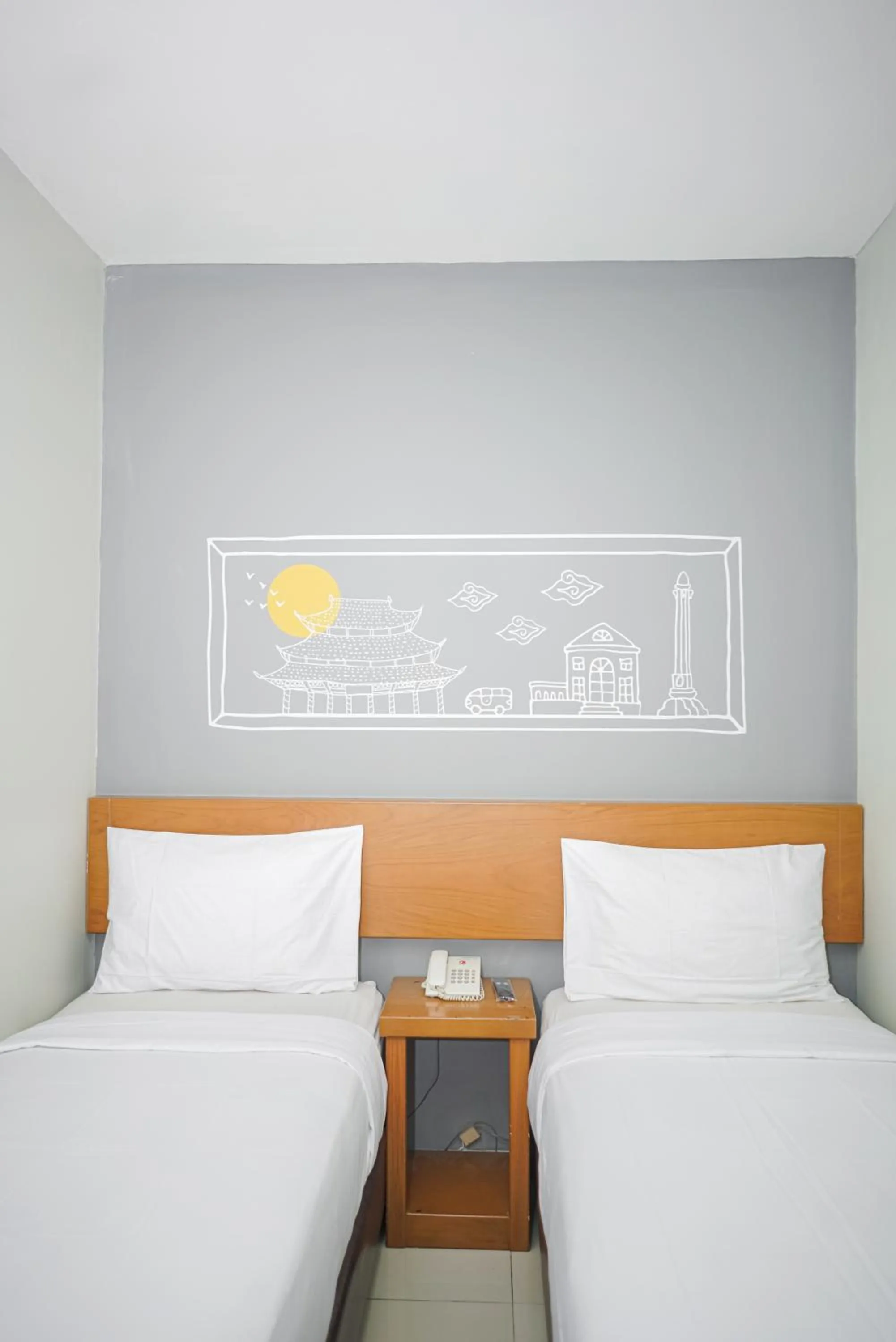 Superior Double or Twin Room in Sunrise Hotel Semarang