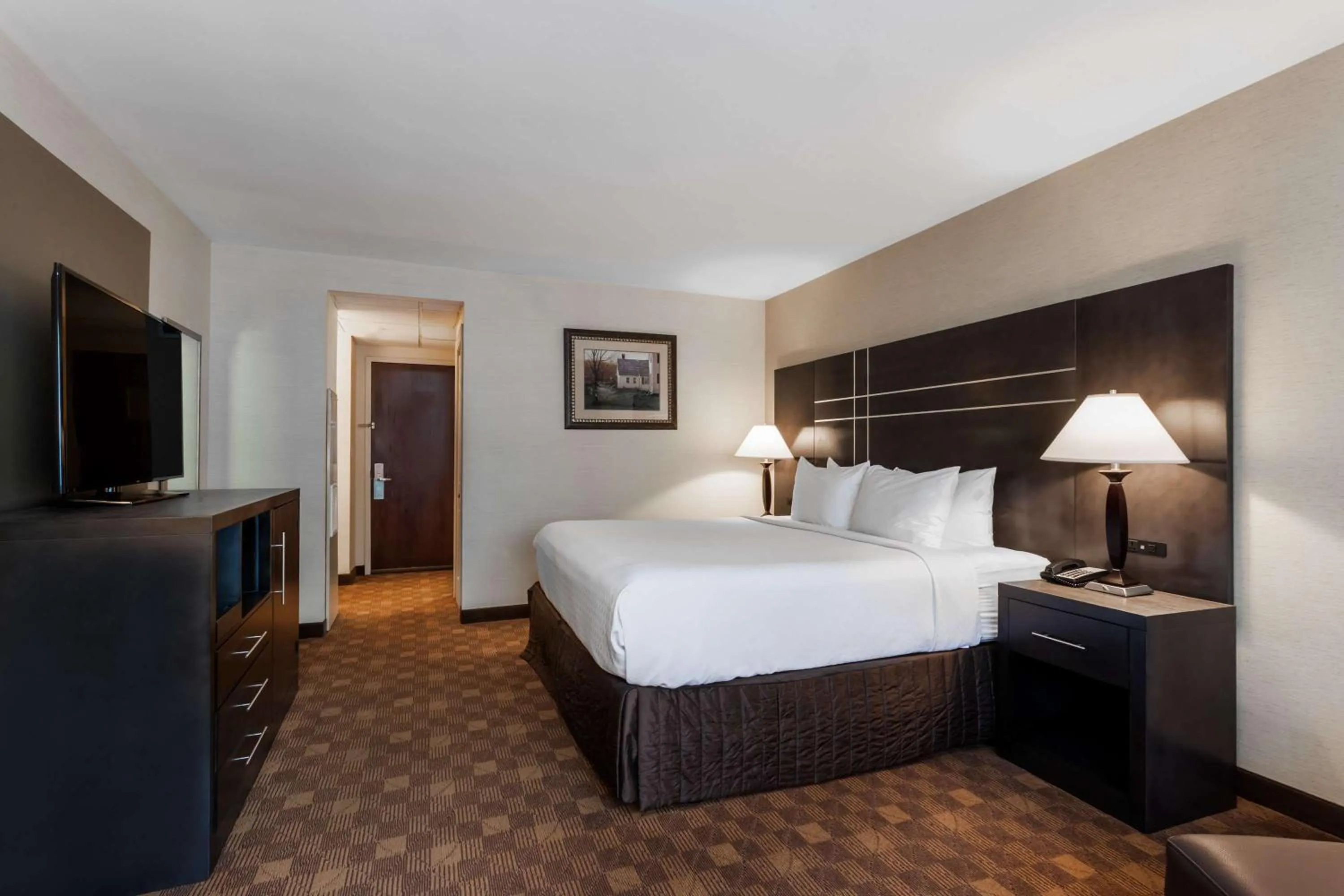 Junior King Suite in Wyndham Southbury