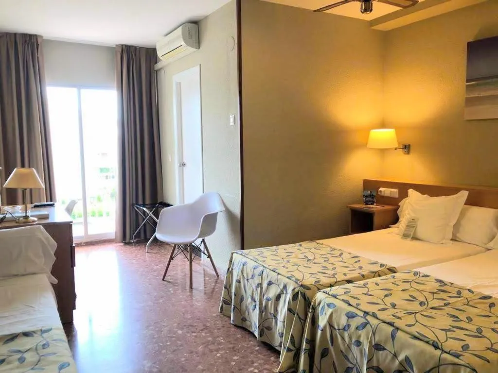 Triple Room in Montreal