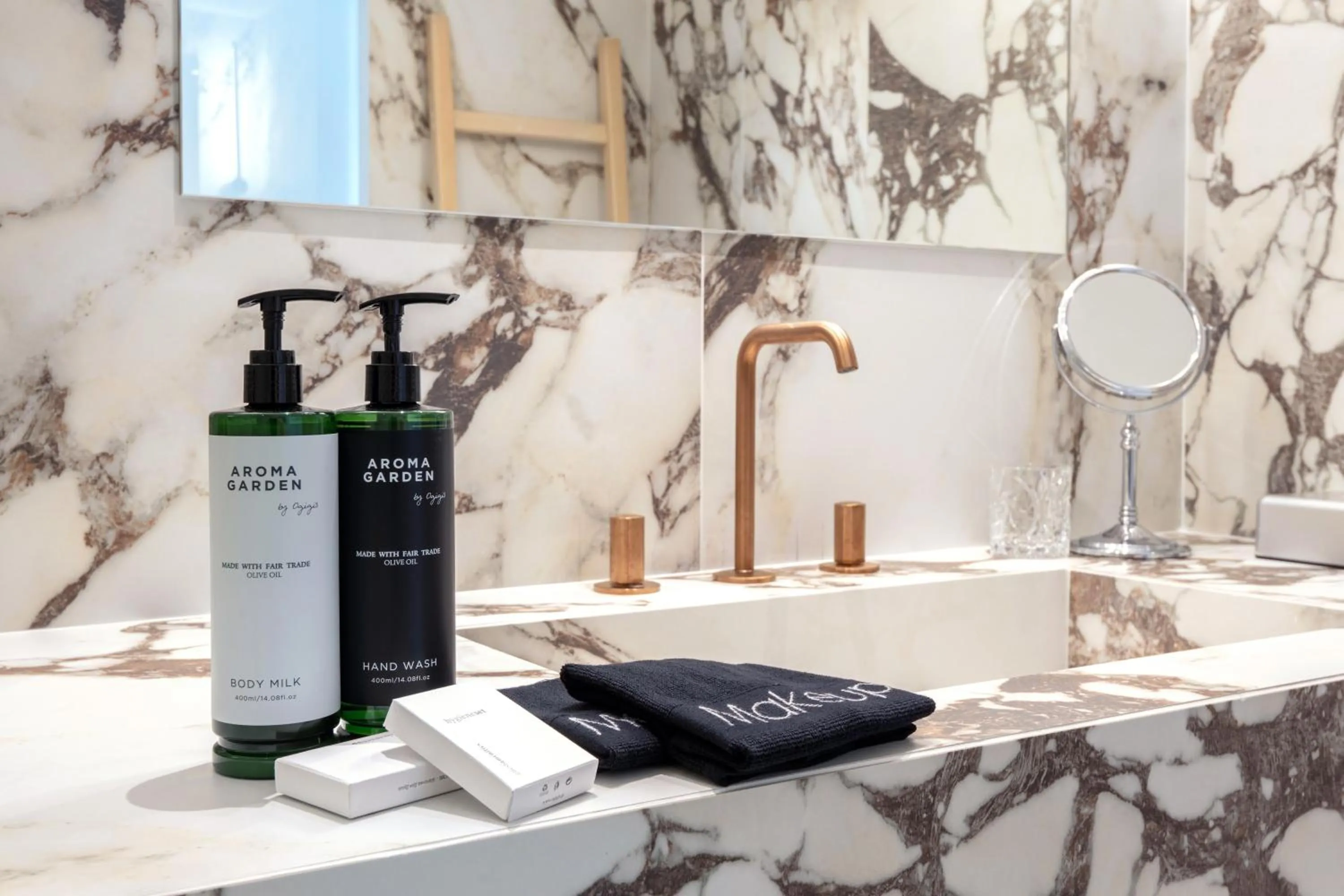 Superior Front Pool Room Swim-up in Diamond Deluxe Hotel - Adults Only