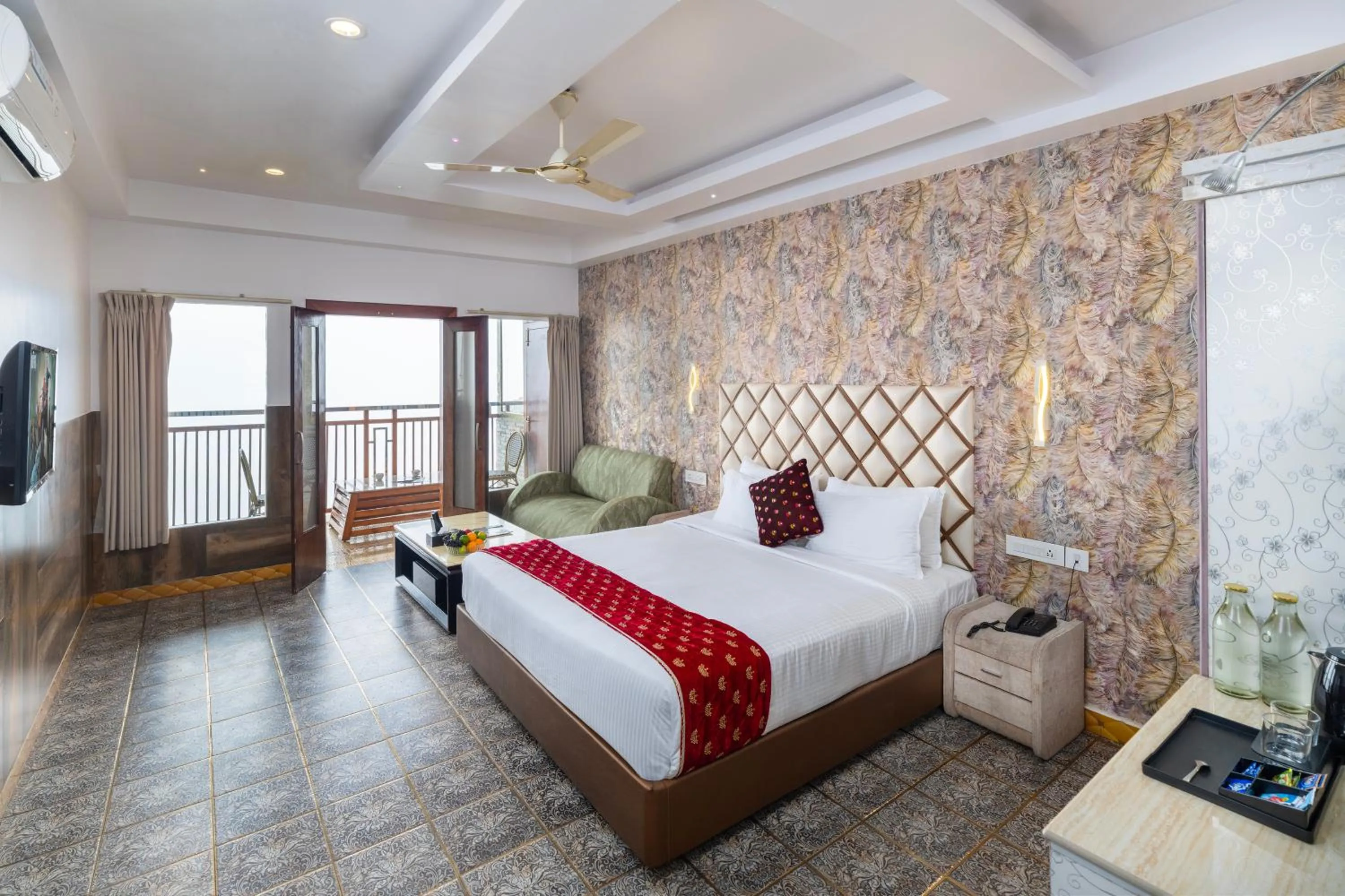 Premium club suite in Parakkat Nature Resort