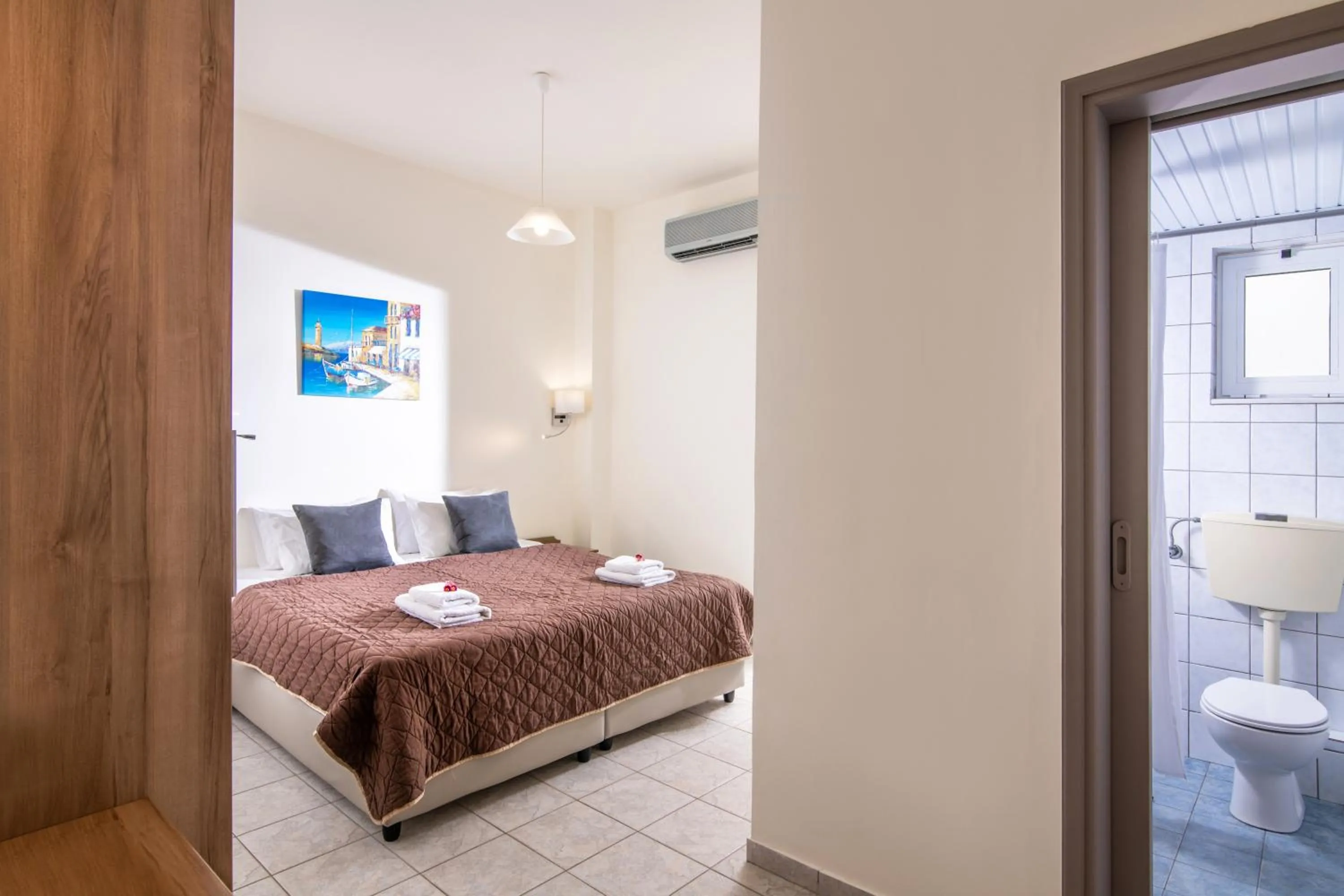 Double Room in Belvedere Village