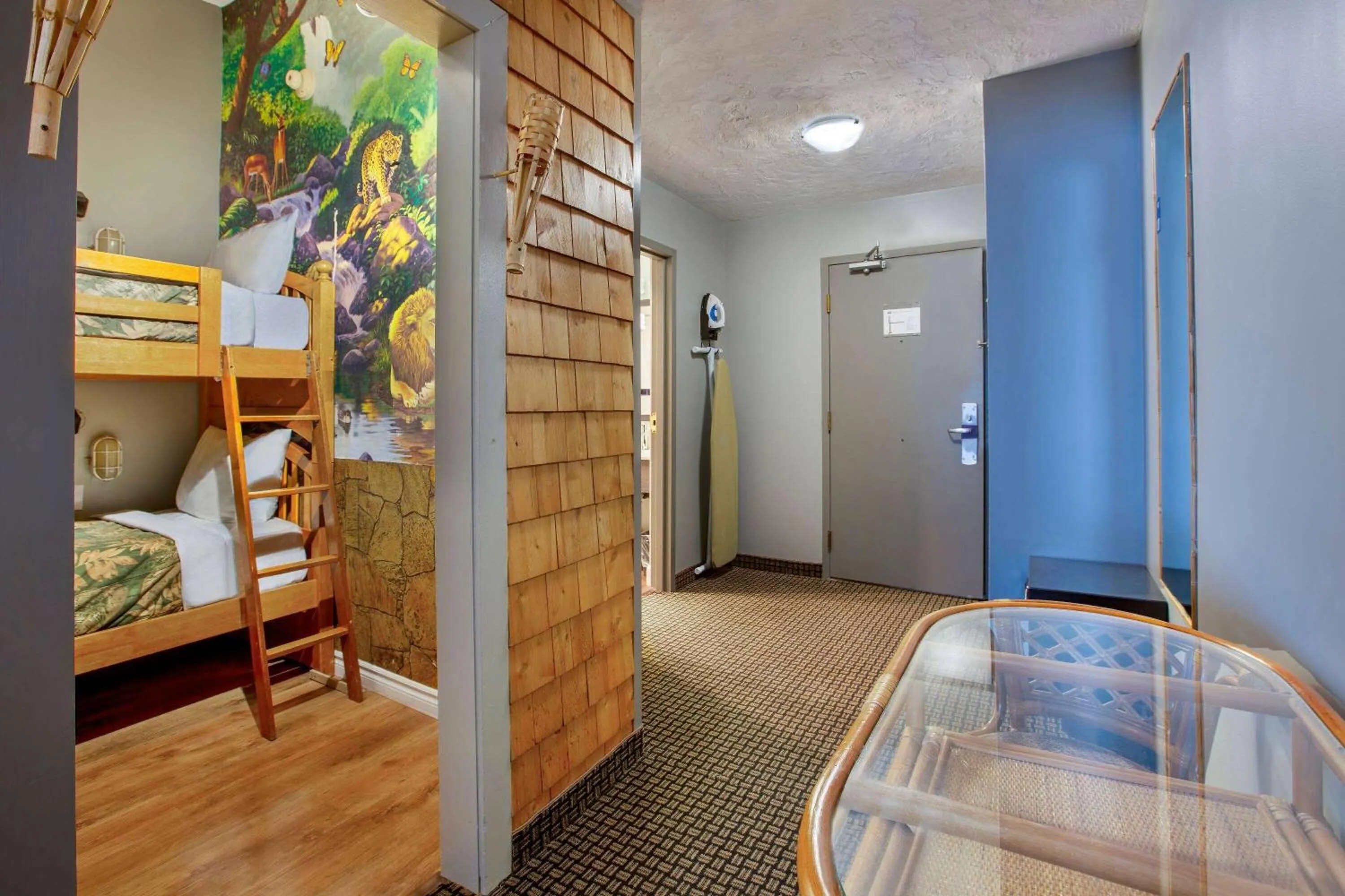 Queen Studio Suite with Bunk Bed - Jungle Theme - Non-Smoking in Days Inn & Suites by Wyndham Moncton