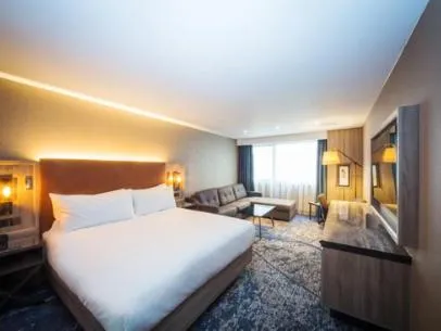 Junior Suite in DoubleTree by Hilton London Kingston Upon Thames