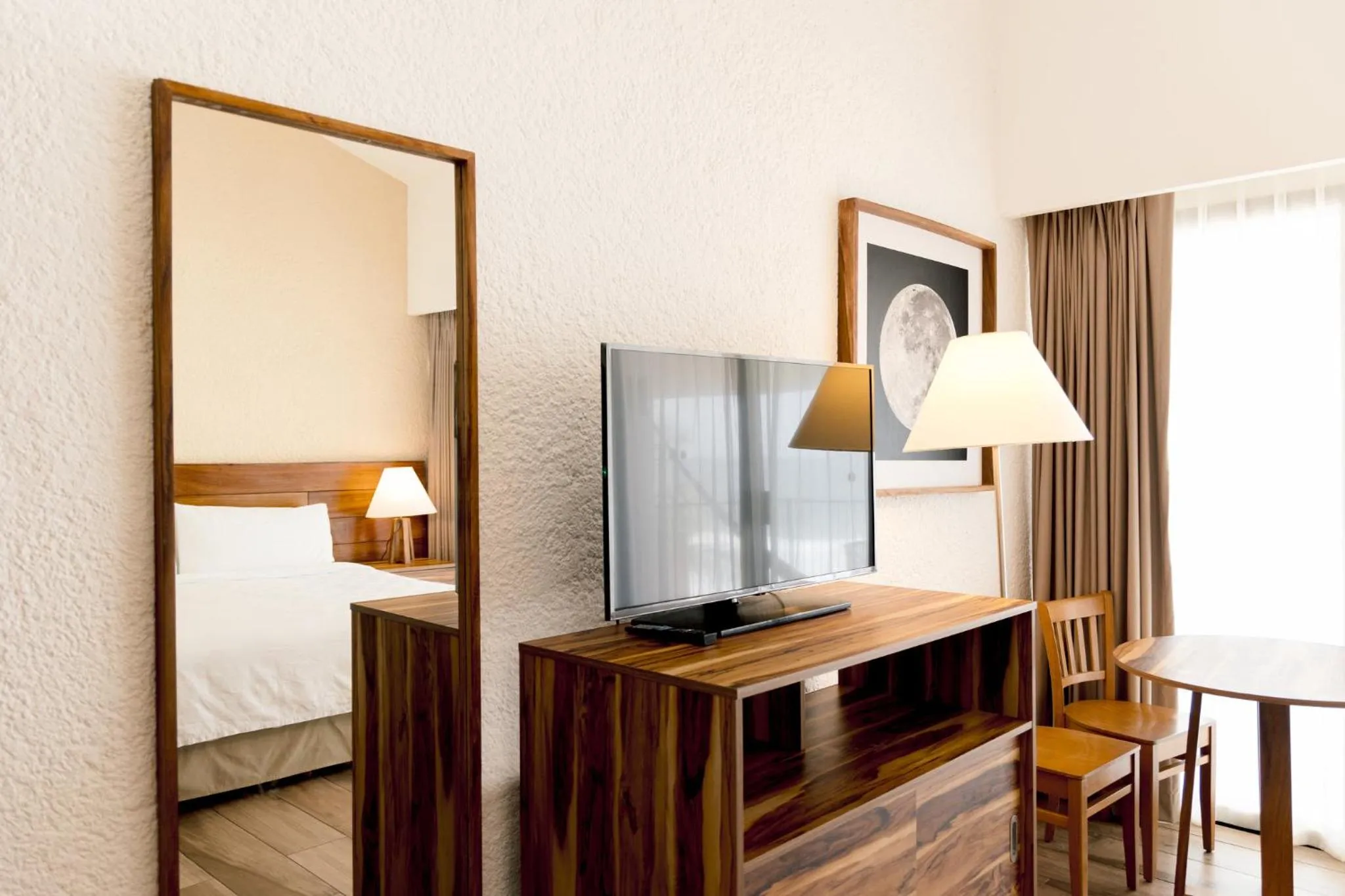 Superior King Room with Sea View Non-Smoking in Holiday Inn Resort Ixtapa All-Inclusive by IHG