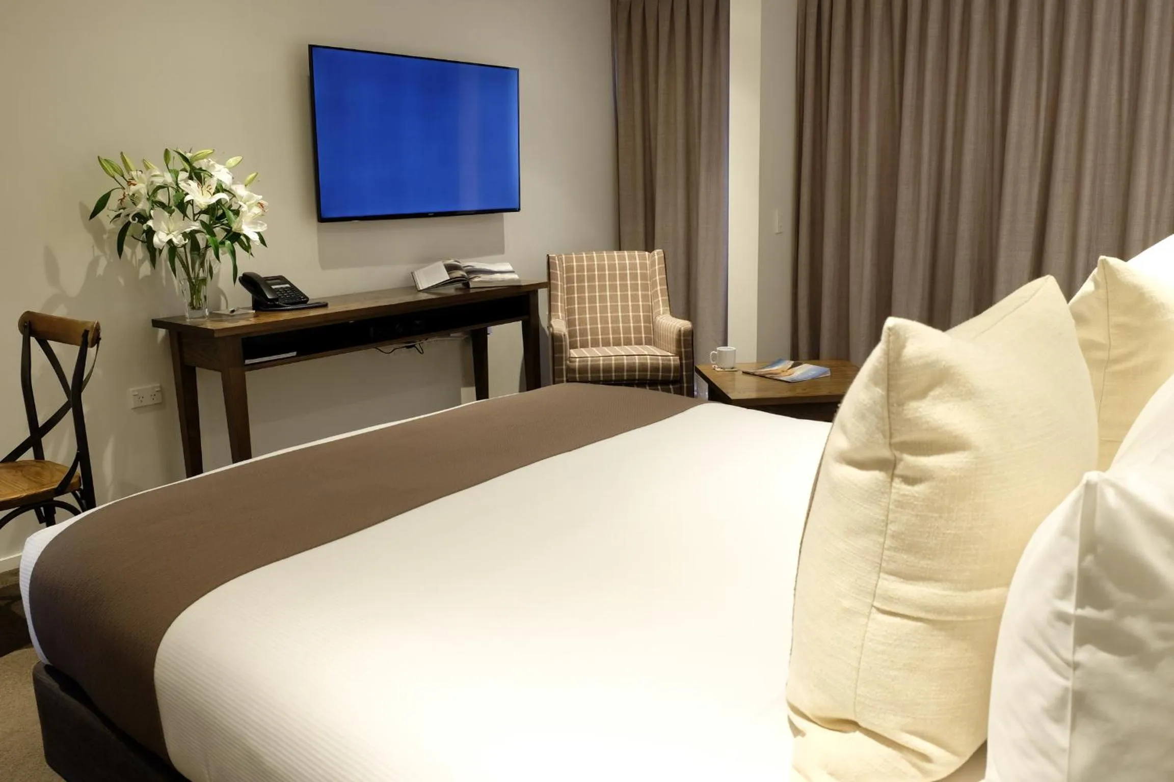 Deluxe King Studio in West Meadows of Wanaka