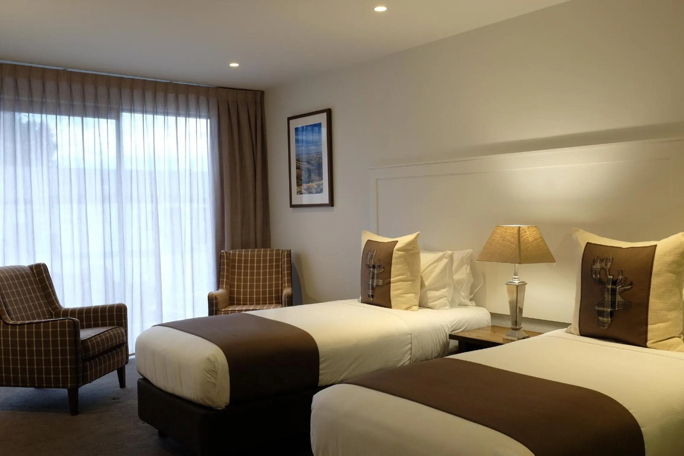 Superior Double Room with Two Single Beds in West Meadows of Wanaka