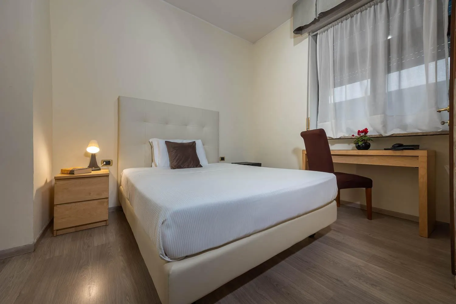 Single Room in iH Hotels Milano Eur - Trezzano sul Naviglio