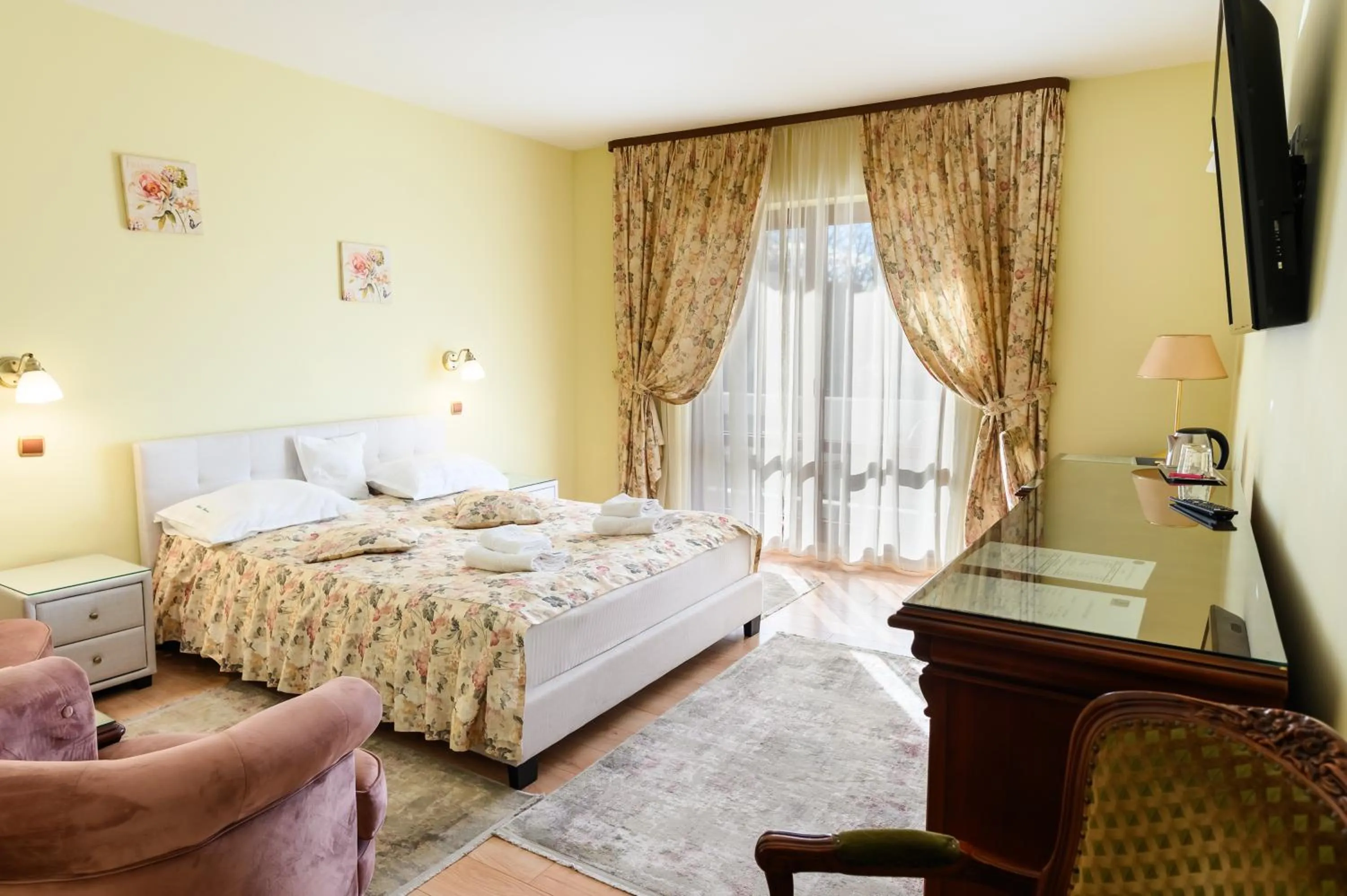 Standard Double Room 3* in Hotel Maria