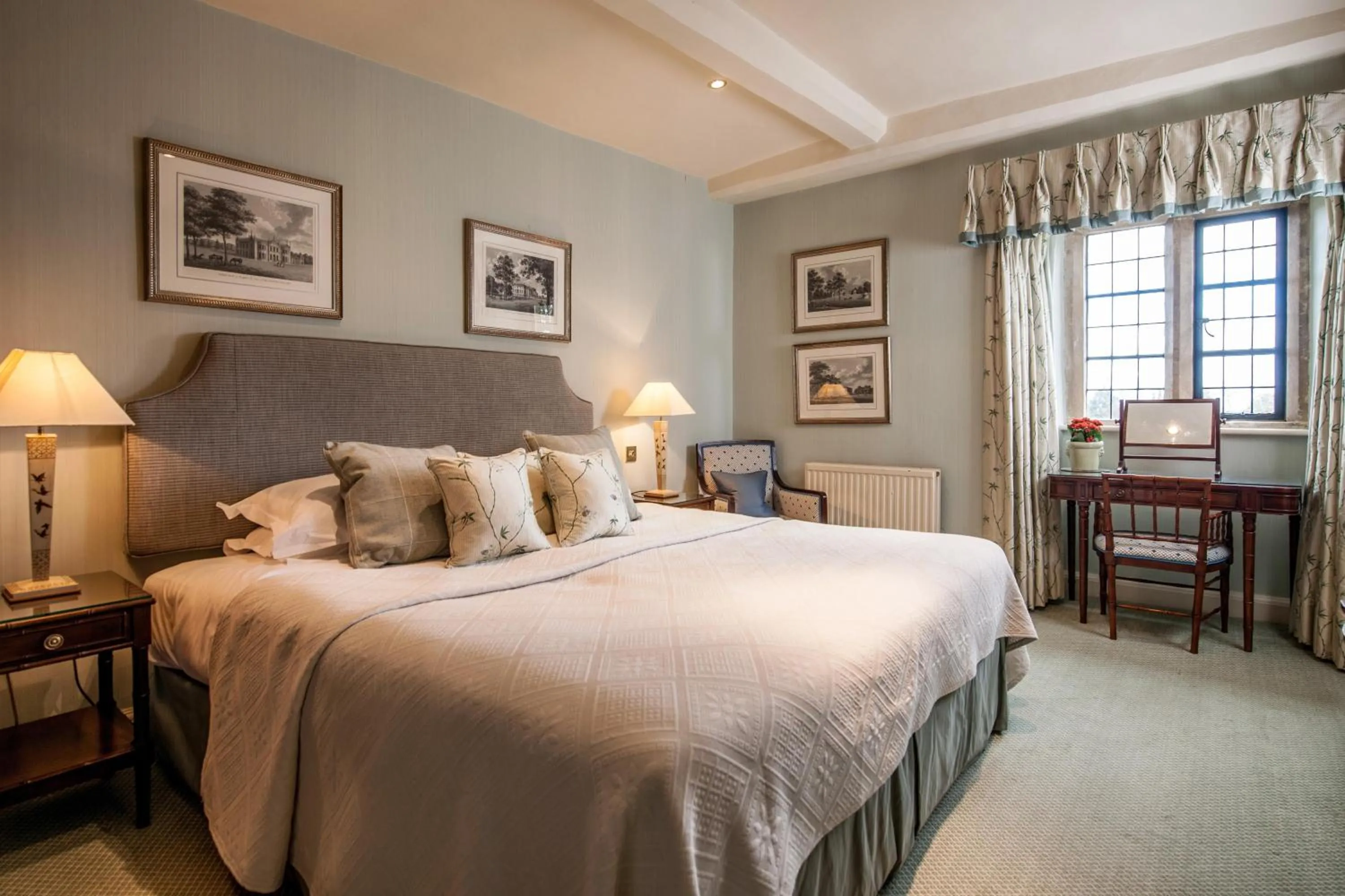 Small Deluxe Double Room in Buckland Manor - A Relais & Chateaux Hotel