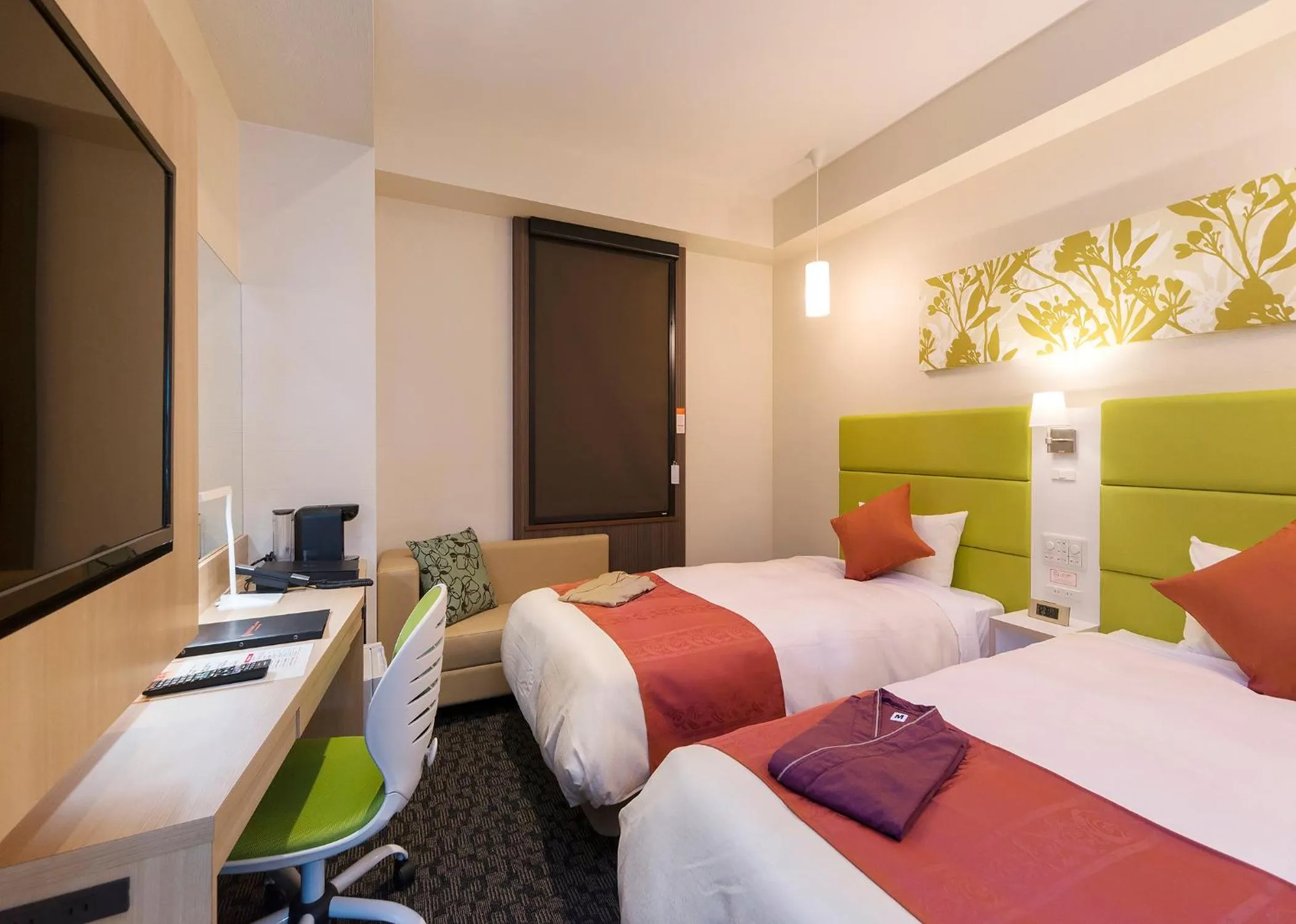 Moderate Twin Room - Smoking in Queens Hotel Chitose