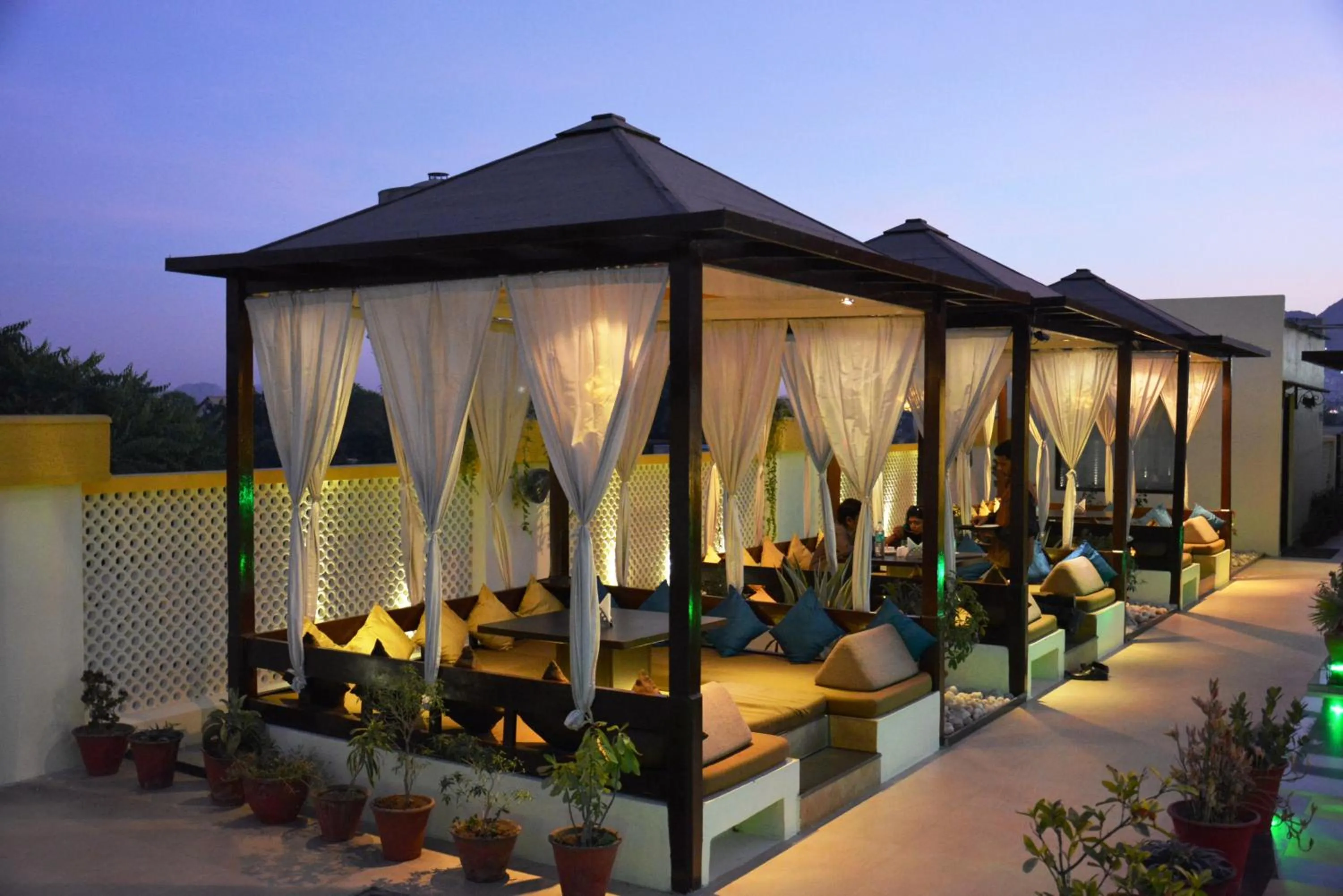 The Ambassador - Hotel &amp; Conference Center