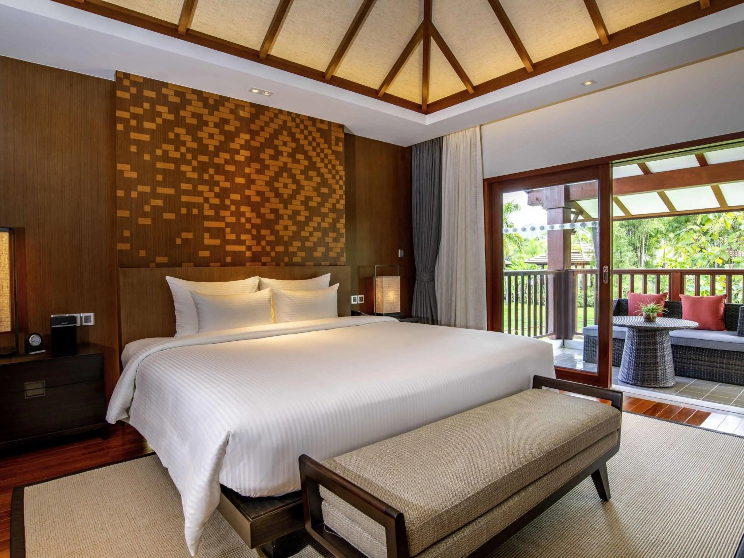 Deluxe King Suite with Garden or Mountain View in Pullman Luang Prabang