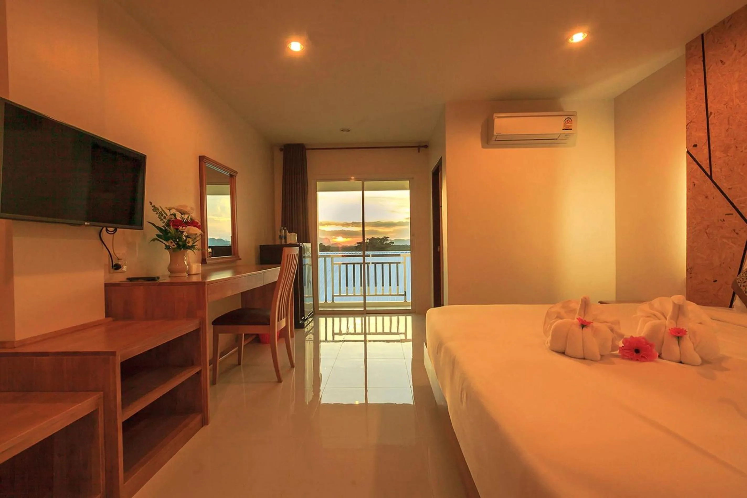 Standard Double Room in JS Residence Krabi