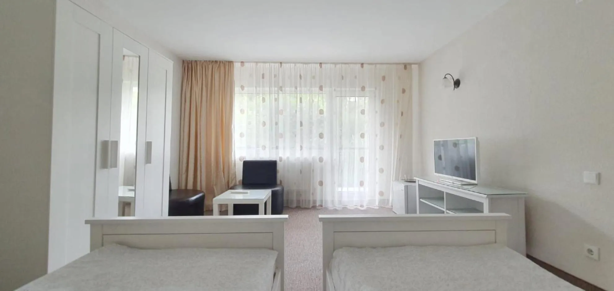 Standard Twin Room - single occupancy in Hotel Monteoru