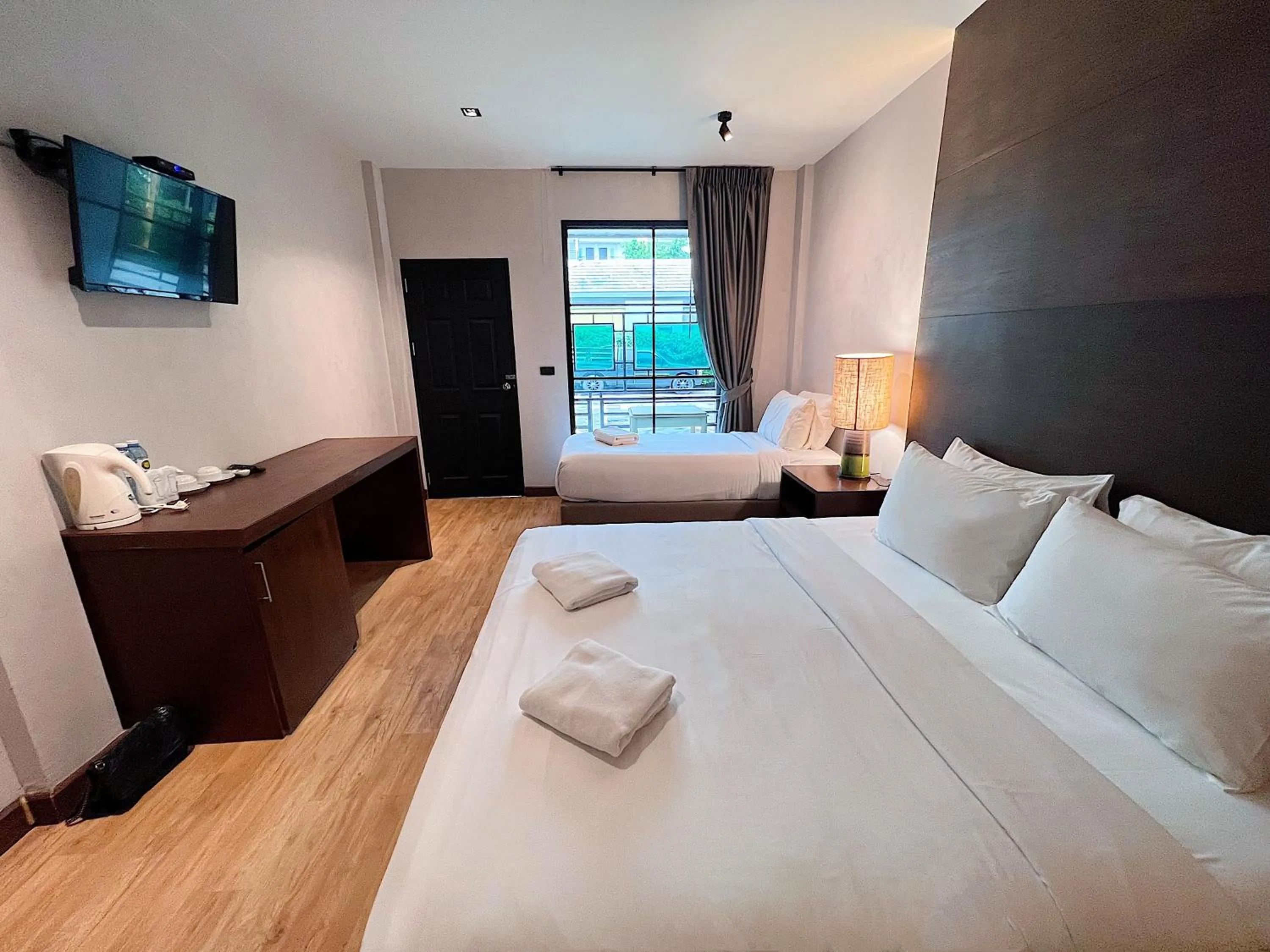 Triple Room with Balcony in Villa Navin