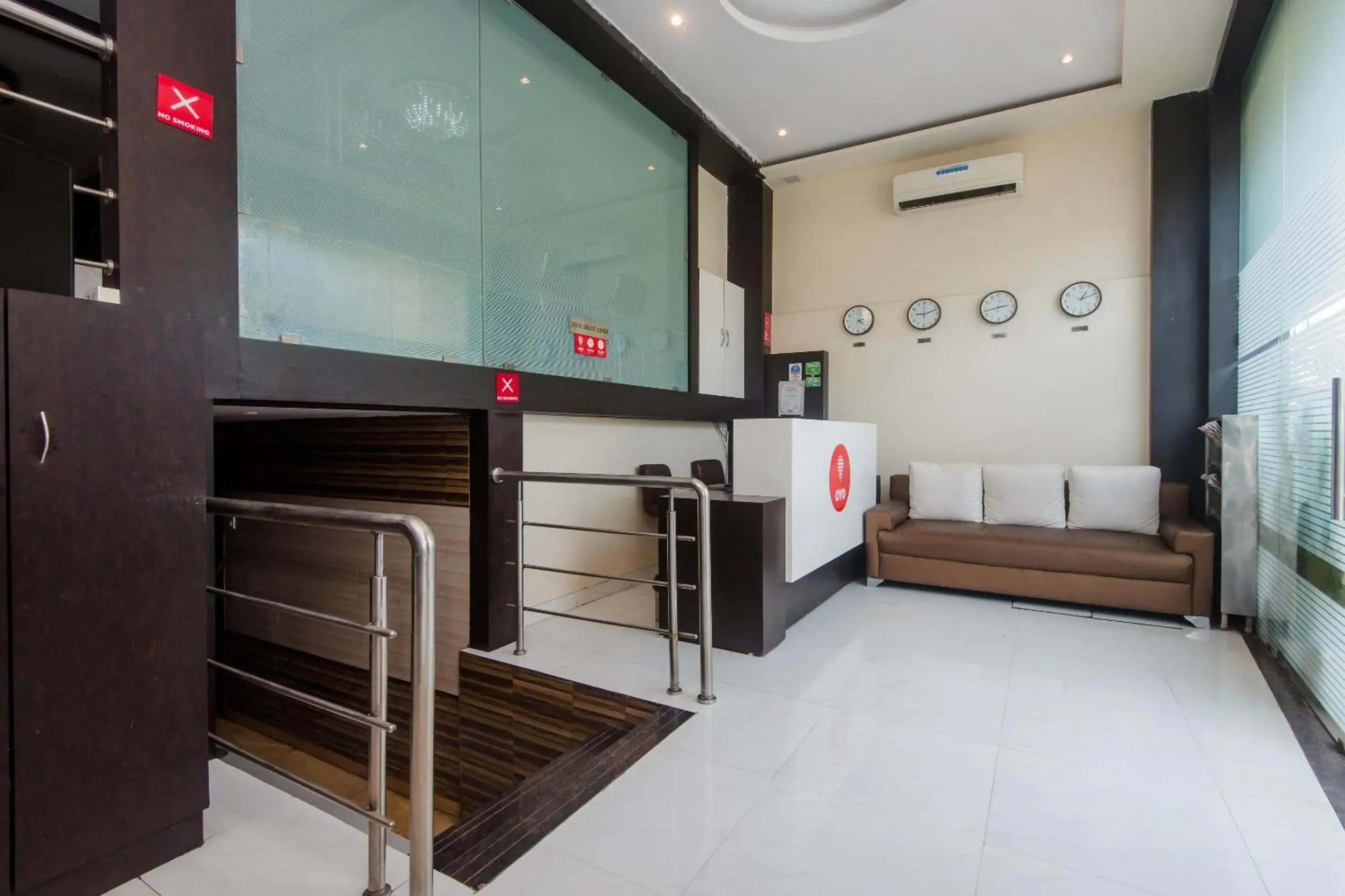Hotel O Alfa Grand Near Chhatrapati Shivaji International Airport Hotel O Alfa Grand Near Chhatrapati Shivaji International Airport