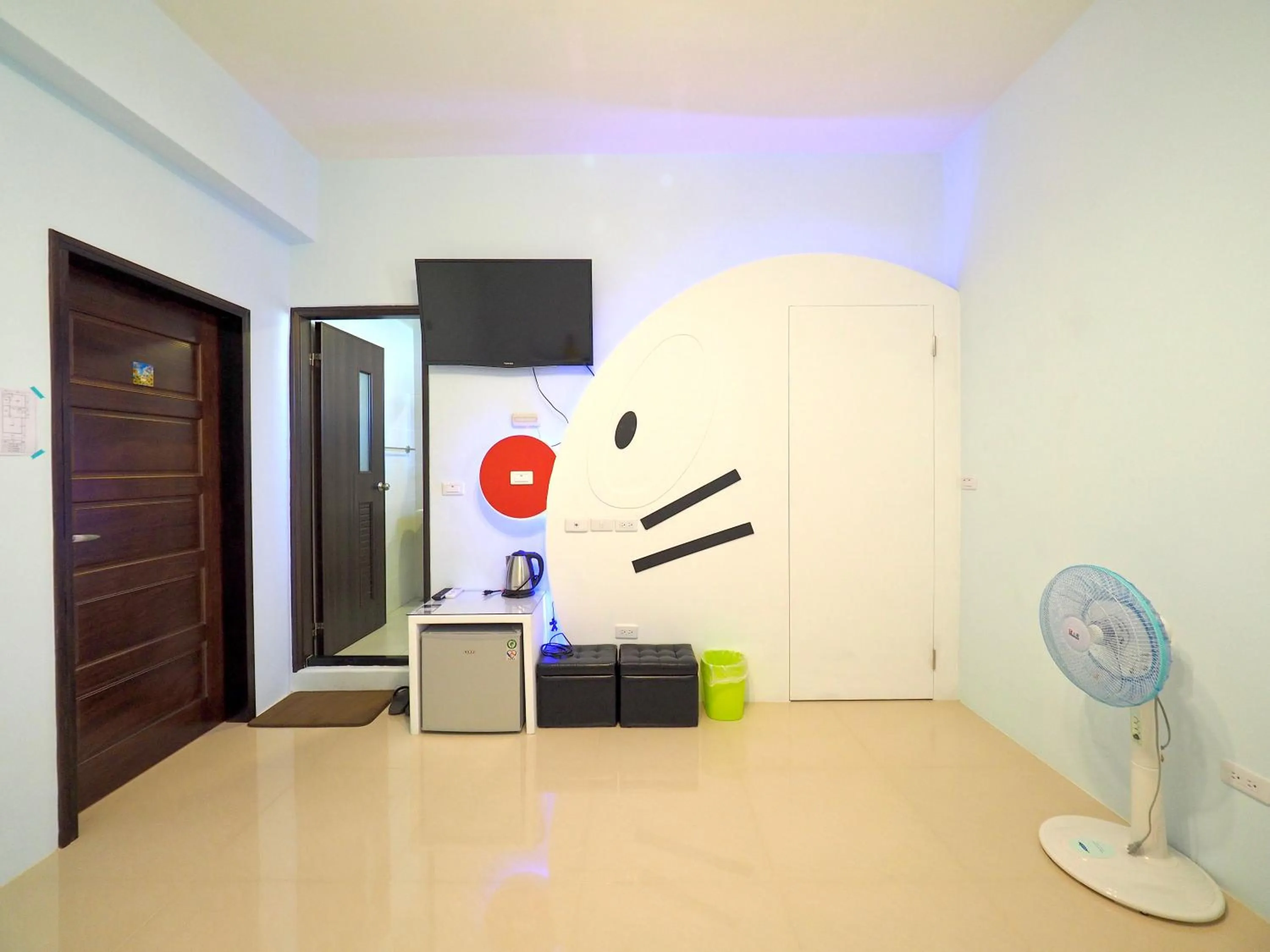 Quadruple Room with Private Bathroom in Love and Peace B&B