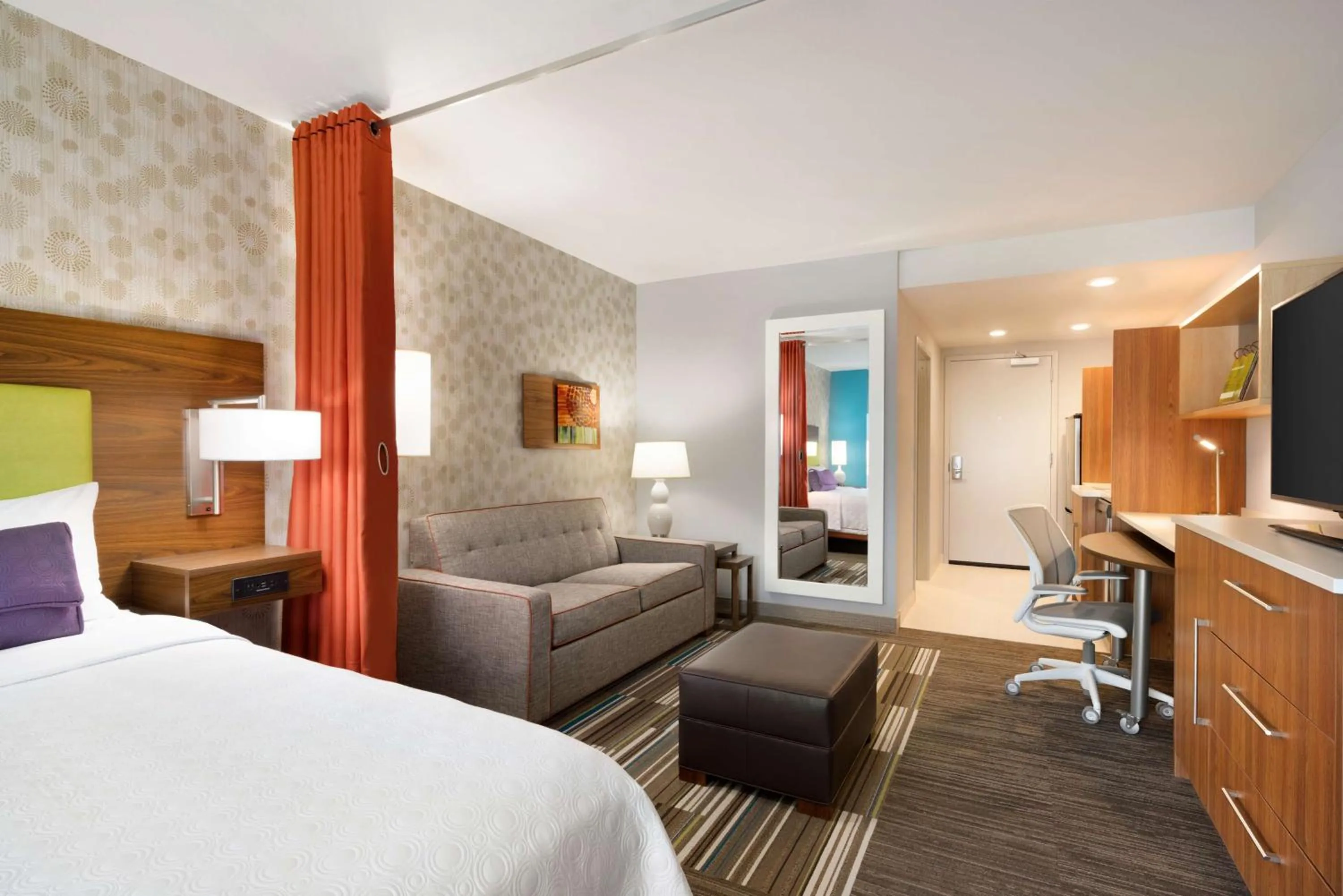 King Studio Suite with Mobility Accessible - Non-Smoking in Home2 Suites by Hilton Roanoke