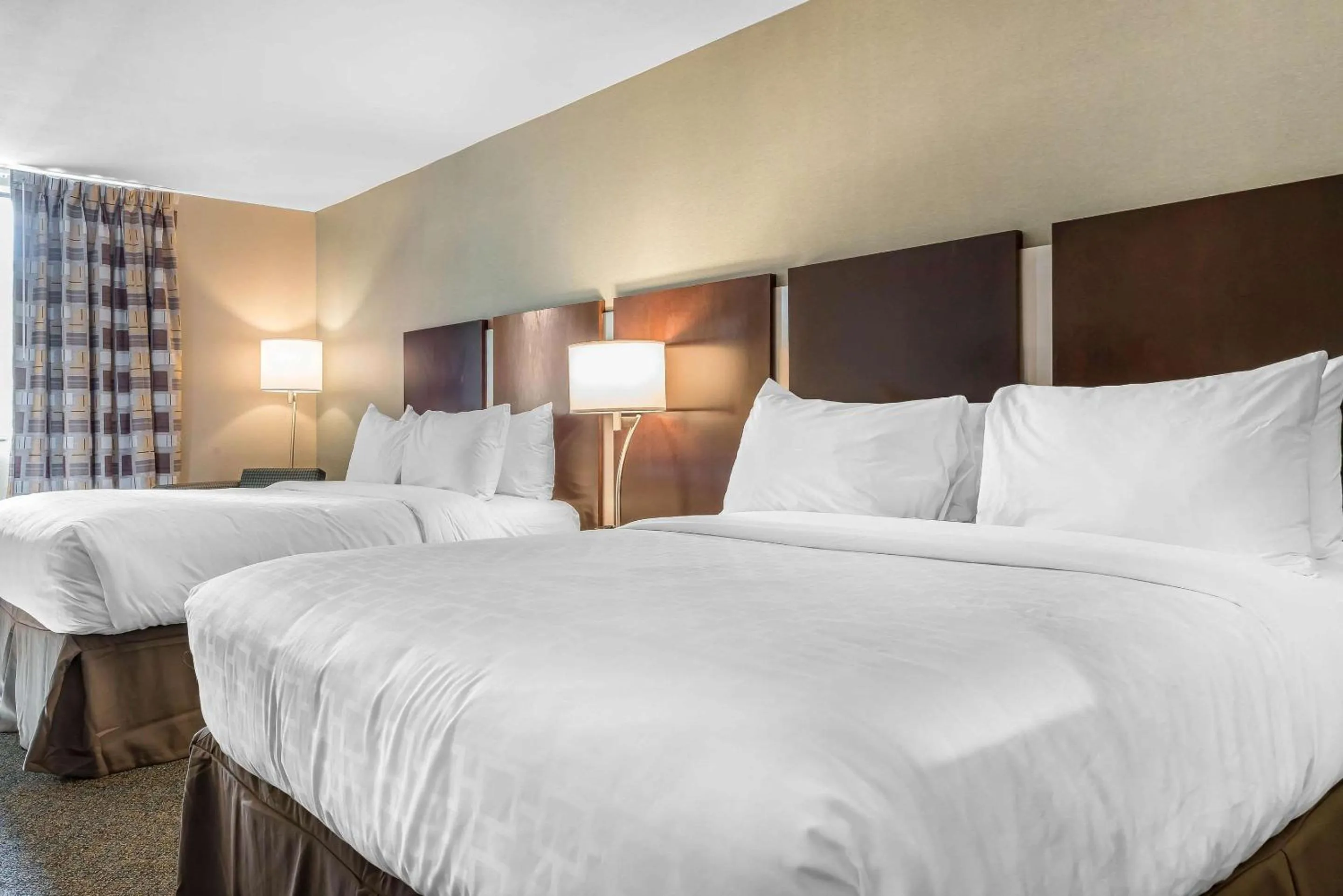 Queen Room with Two Queen Beds - Non-Smoking in Clarion Inn Belle Vernon