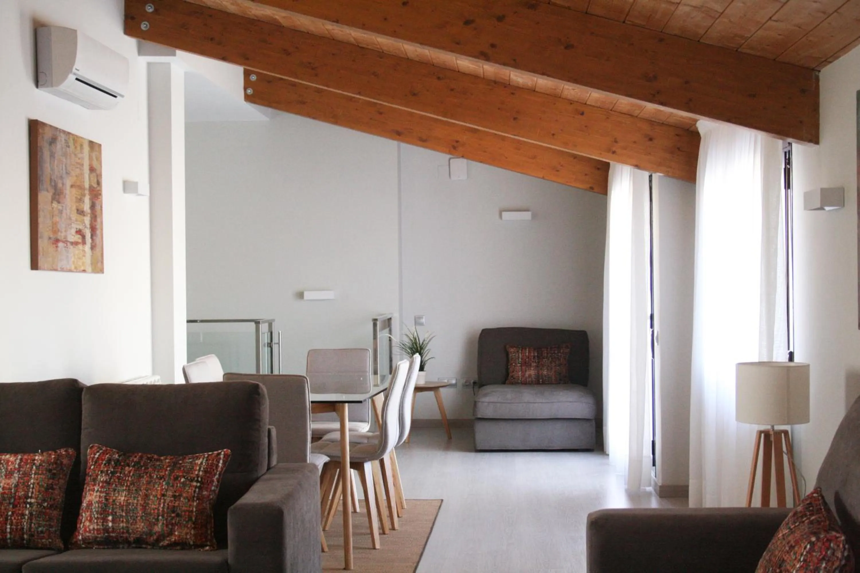 Duplex Apartment in Apartamentos Real Lleida