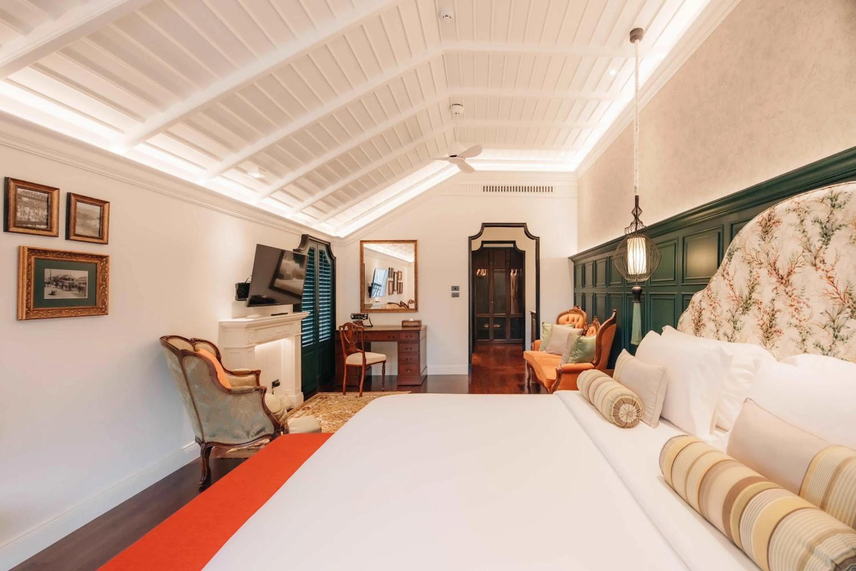 Romantic Lanna Corner Suite in Na Nirand Romantic Boutique Resort