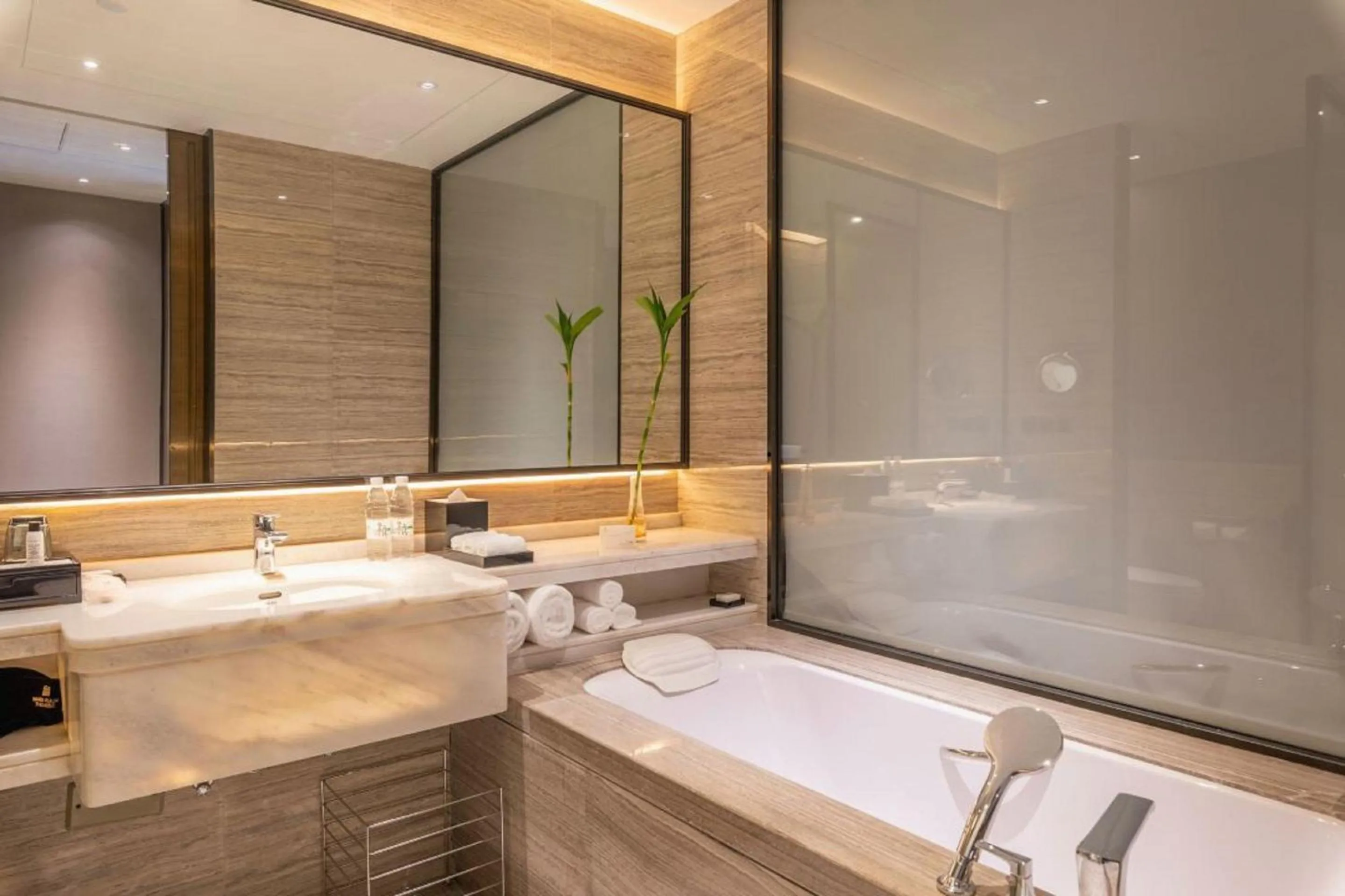 Superior Deluxe Twin Room  in Wanda Realm Shangrao