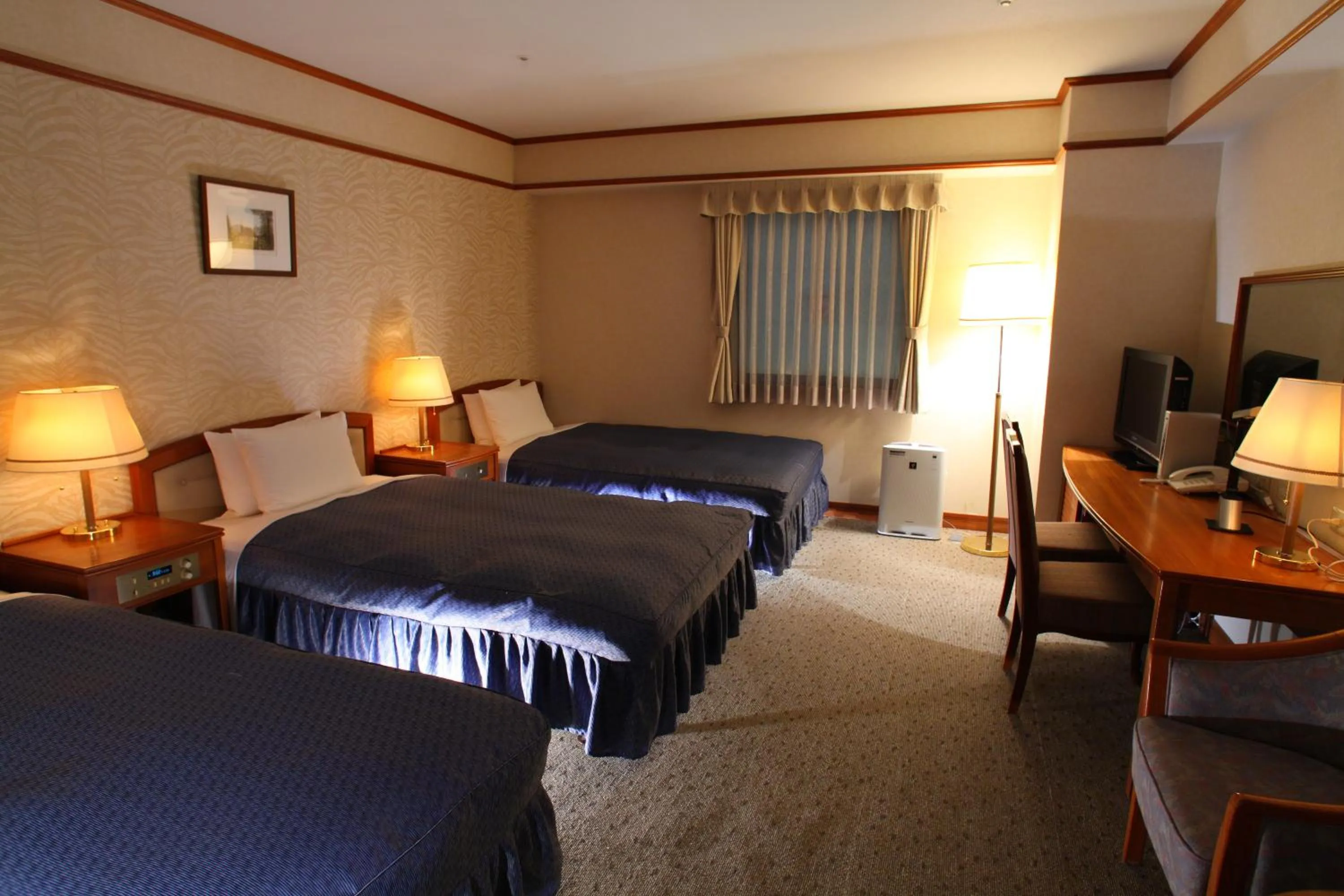 Triple Room - Non-Smoking in Hotel Viamare Kobe