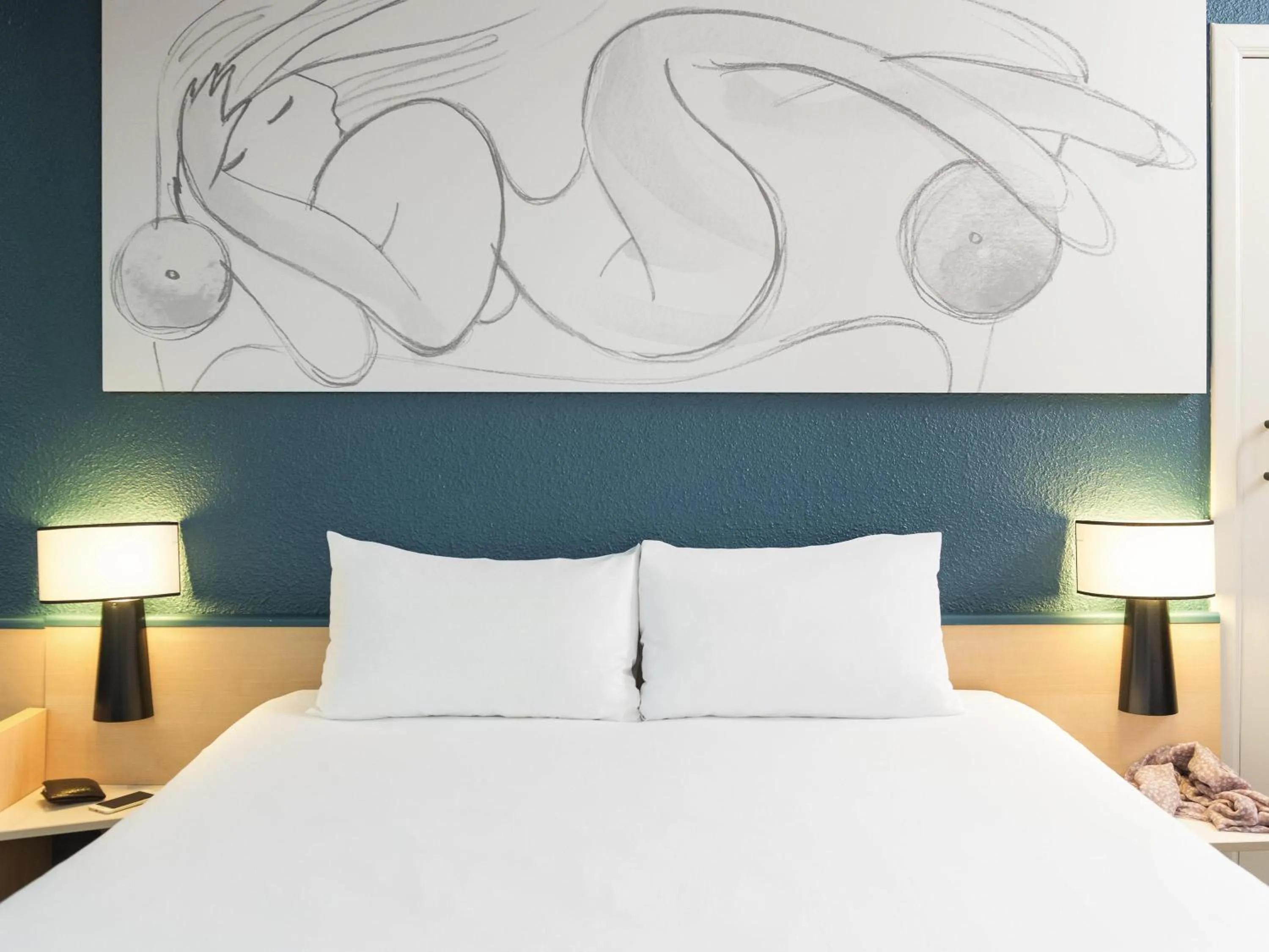 Standard One Double Bed in ibis Liège Centre Opéra