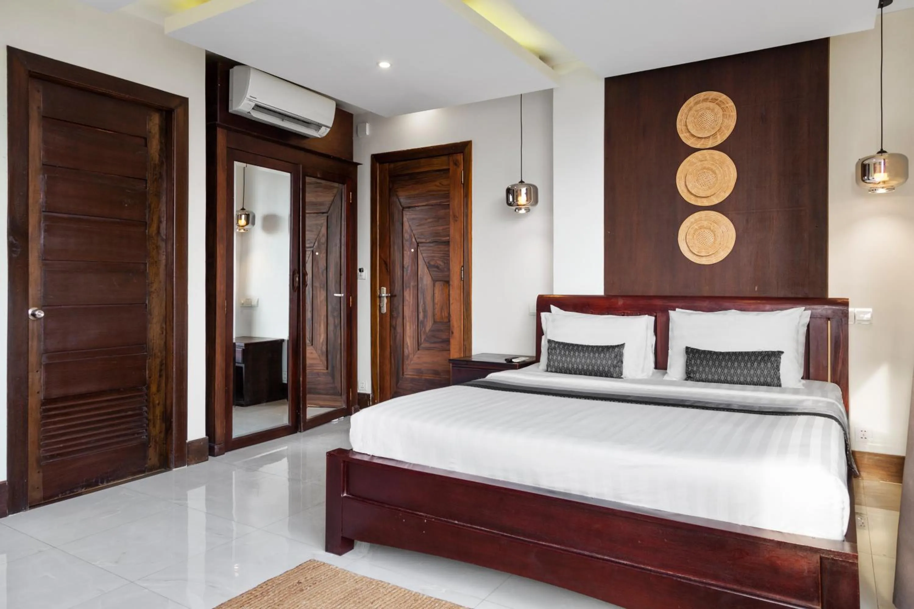 King Room with Mountain View in Hotel Five.S