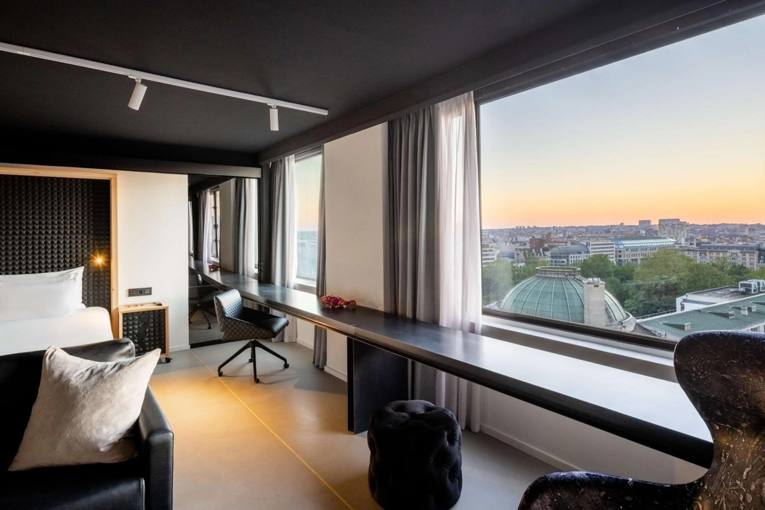 Gallery Suite with Extra Bed (2 Adults + 1 Child) in nhow Brussels Bloom