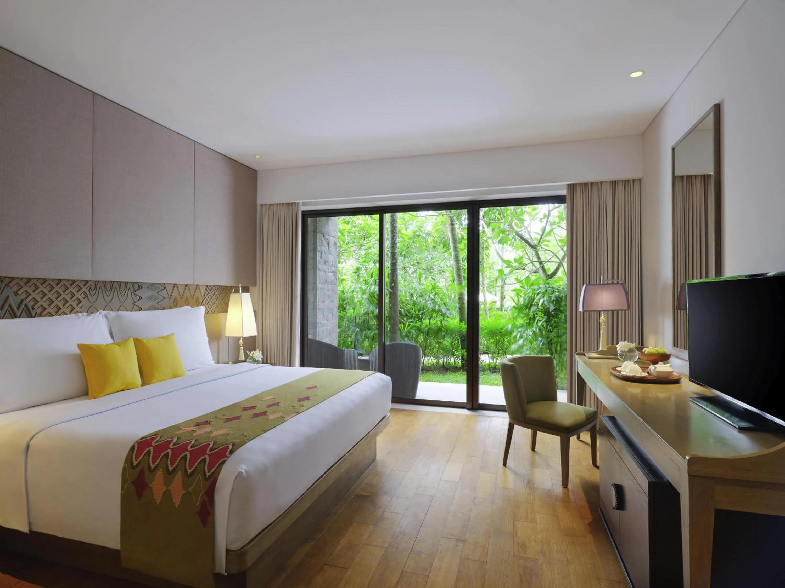 Classic King Room with Free Daily Chocolate Hours and Daily Resort Activities in Mövenpick Resort & Spa Jimbaran Bali