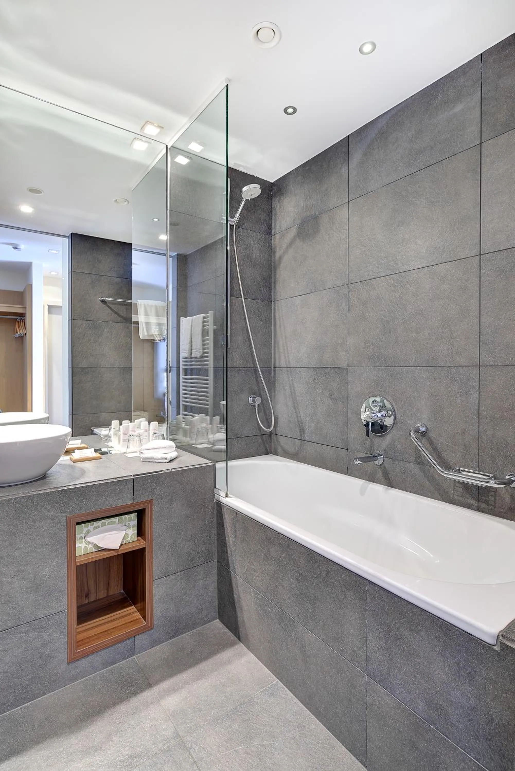 Standard Room in Radisson BLU Balmoral