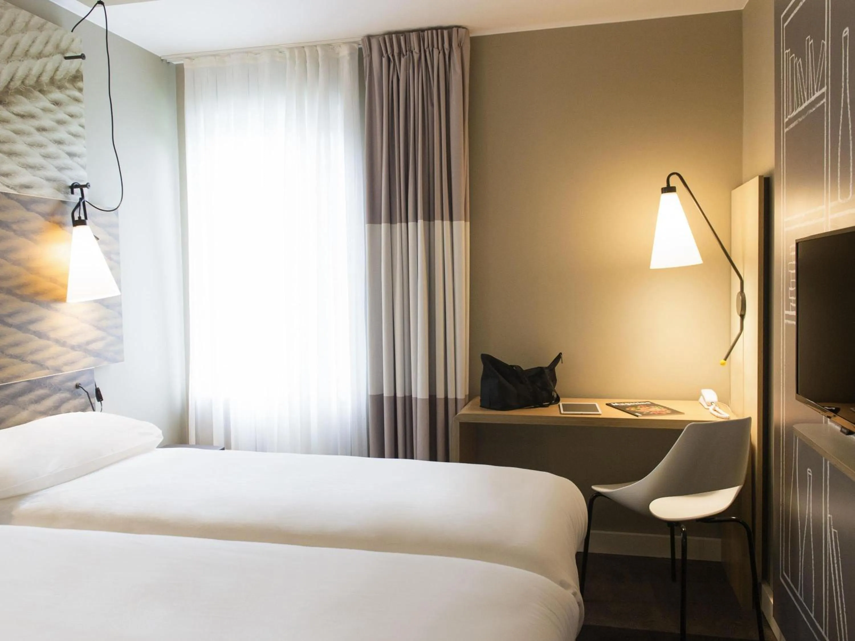Standard Twin Room in Ibis Wavre Brussels East