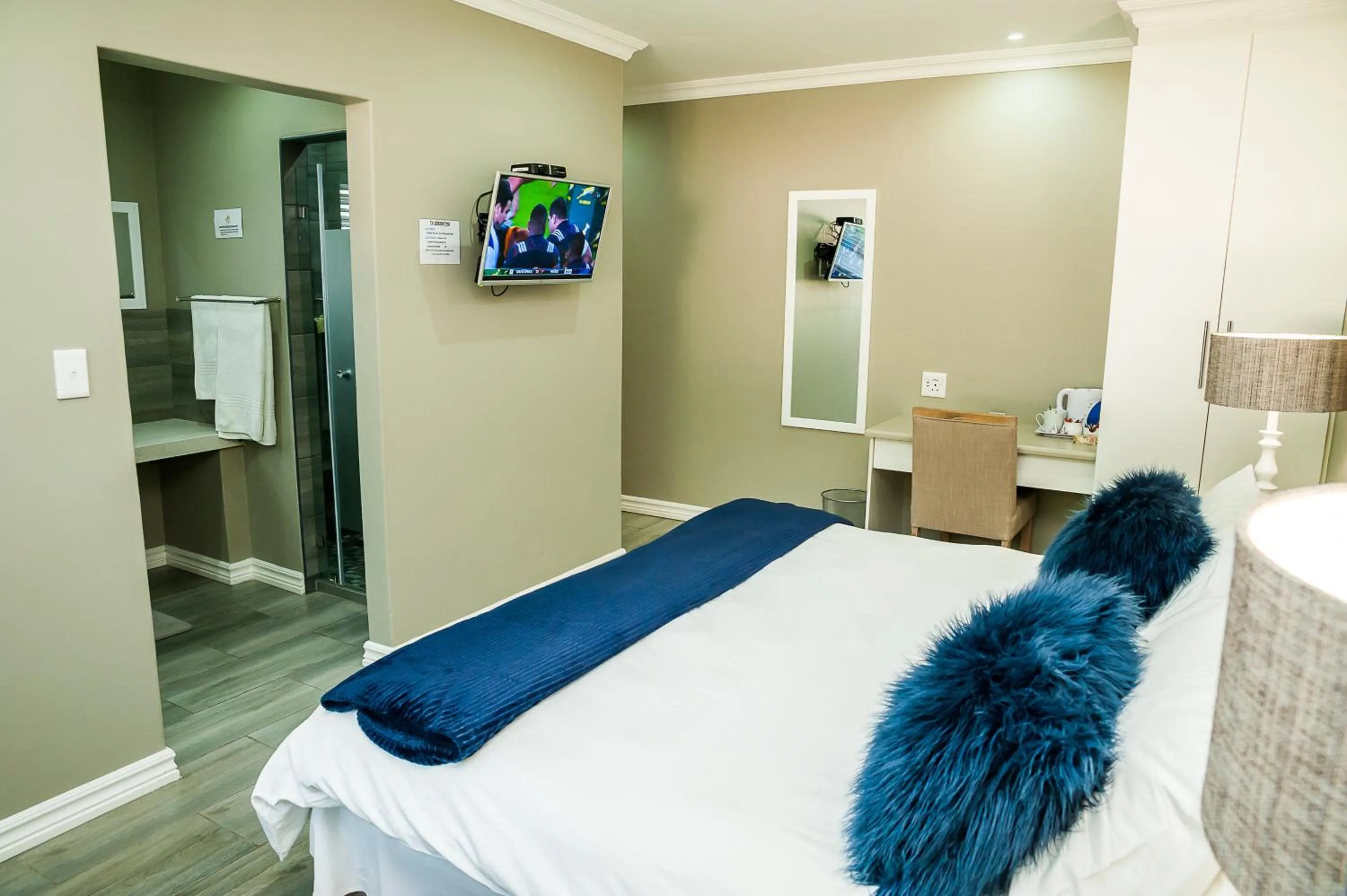 Deluxe Double or Twin Room - single occupancy in Vanilla Guesthouse