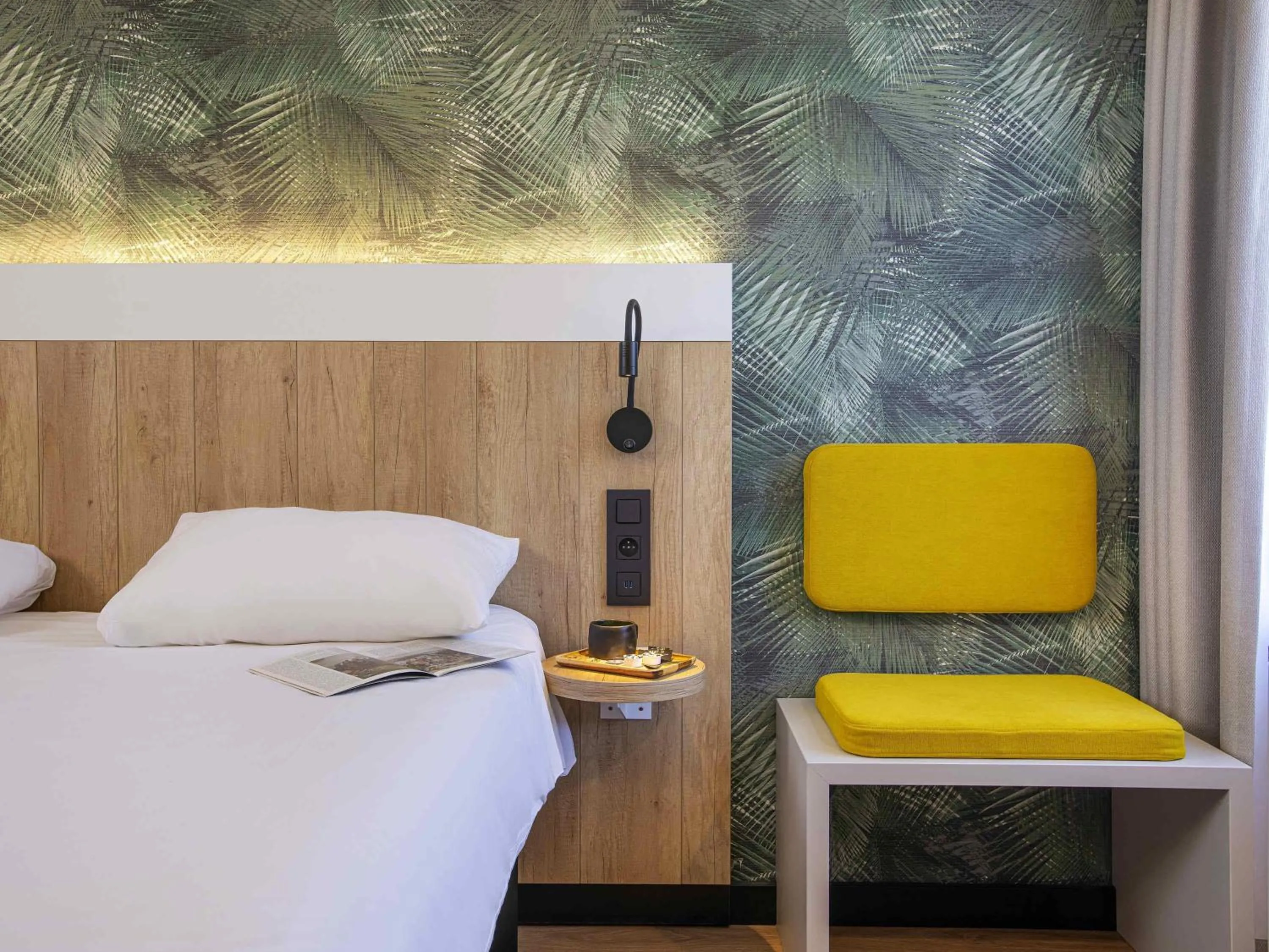 Room with Double or Twin Beds in ibis Brussels Waterloo