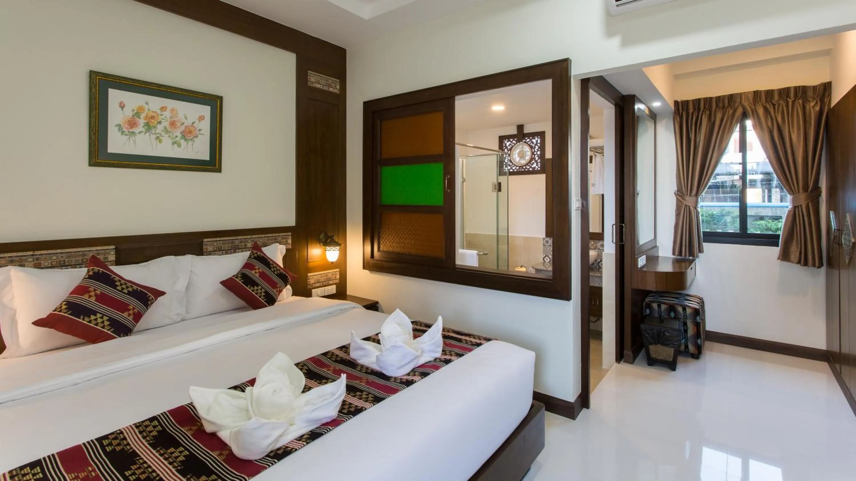 Superior Double or Twin Room in Mhonsa Hotel