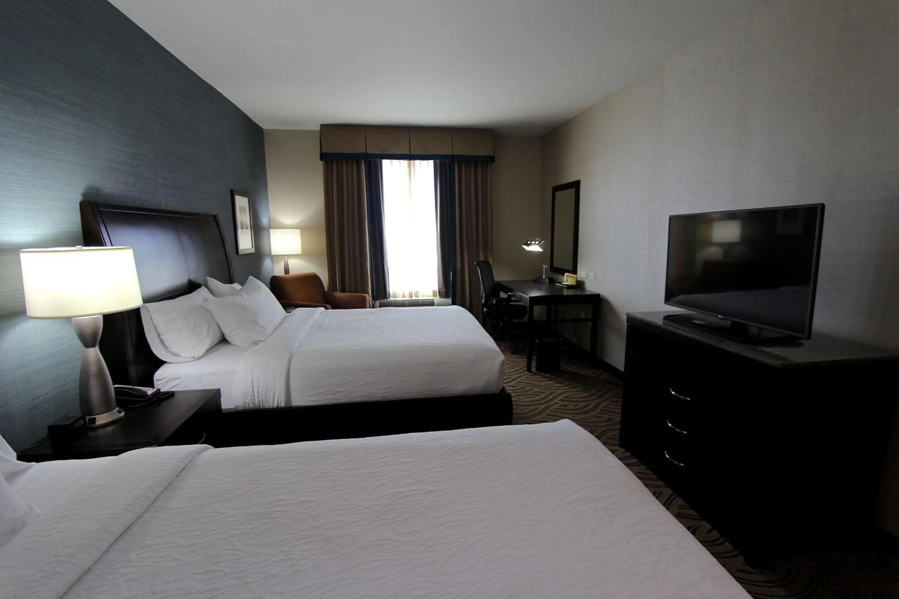 Queen Room with Two Queen Beds in Hilton Garden Inn Findlay