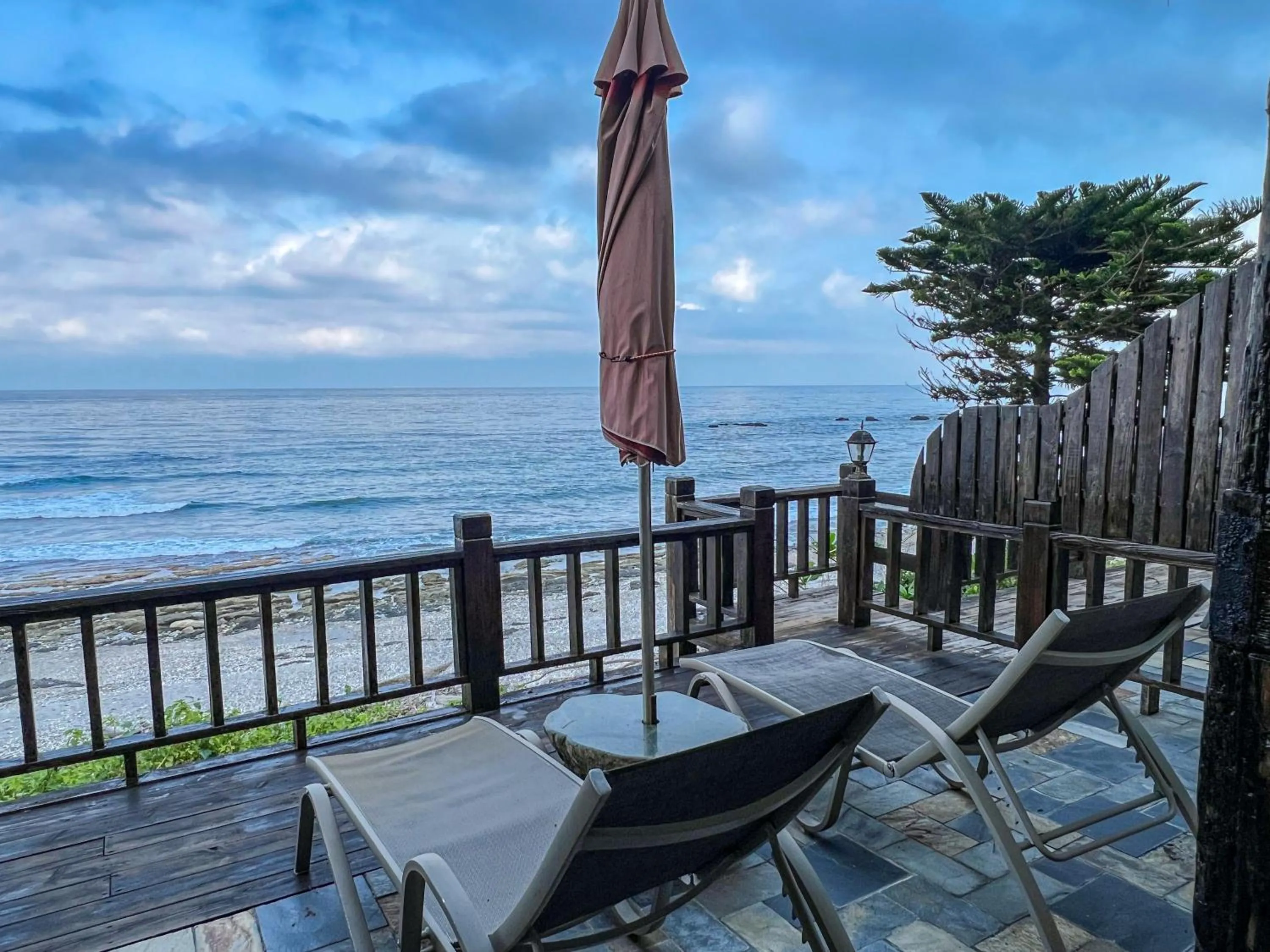 Quadruple Room with Sea View in Stuart Villa