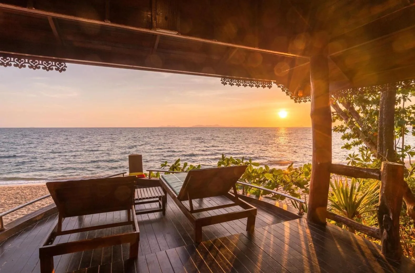 Seaview Boat House in Koh Jum Ocean Beach Resort