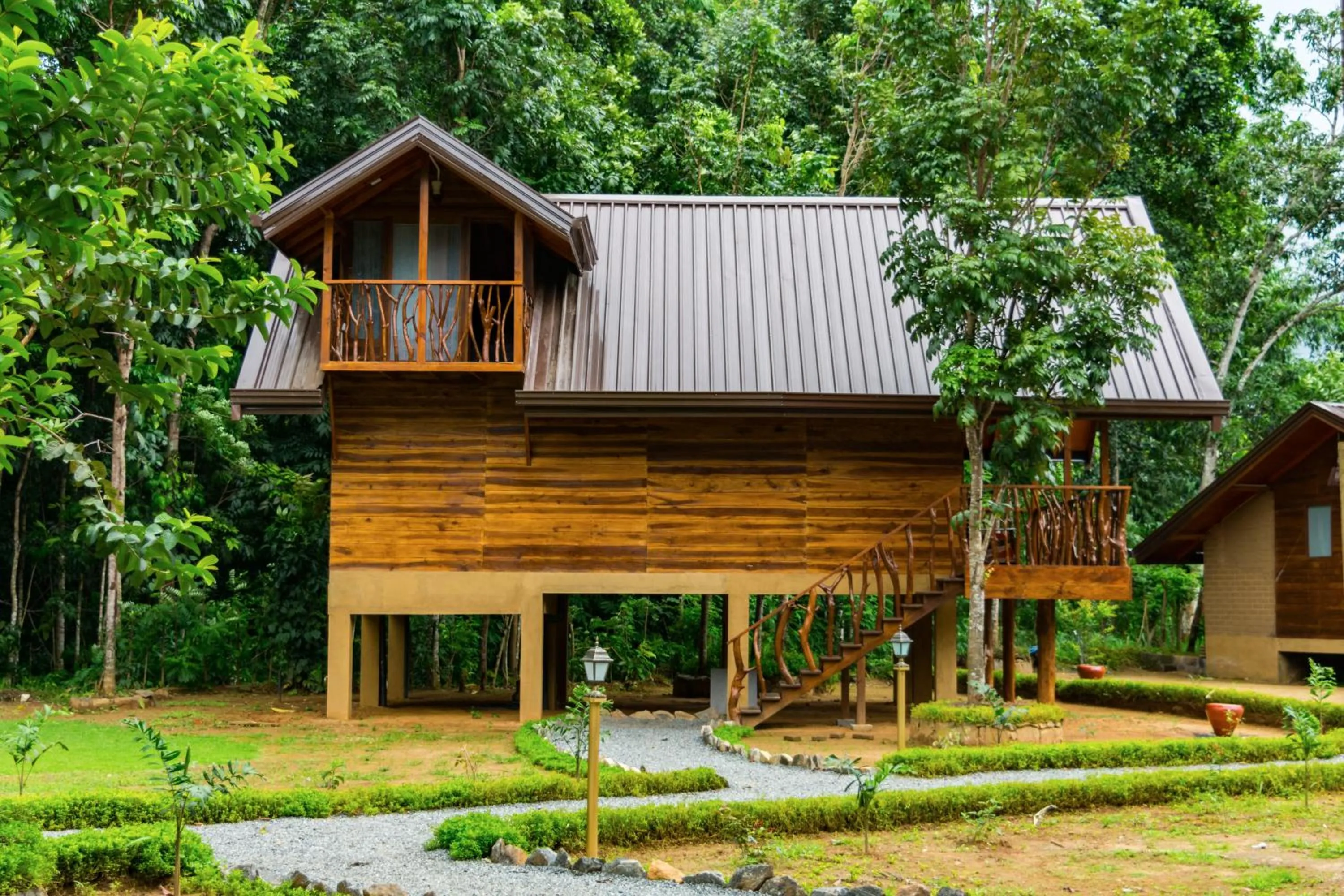 Family Room with Balcony in Kandy Cabana