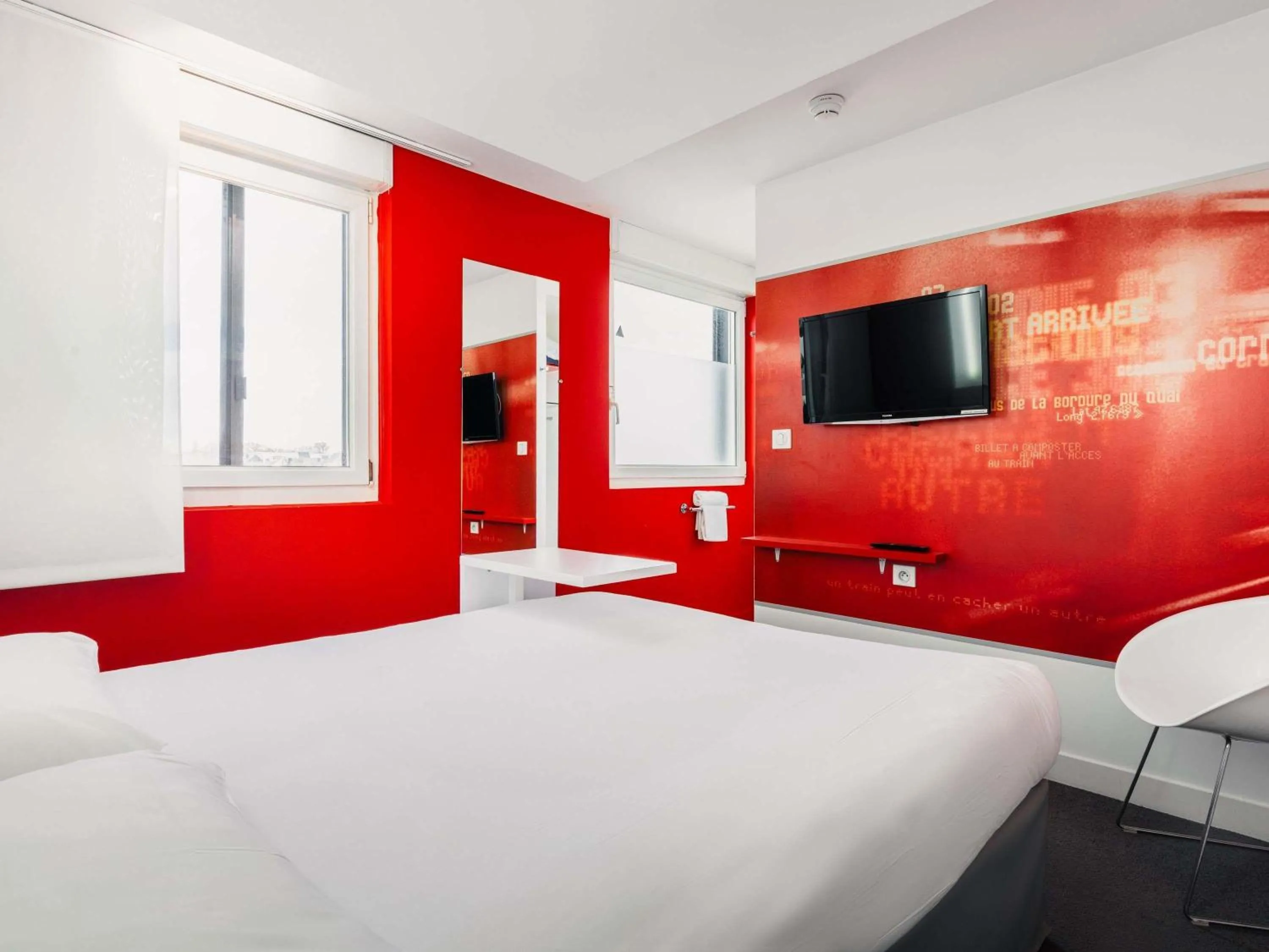 Standard Room with 1 Double Bed in ibis Styles Vannes Gare Centre