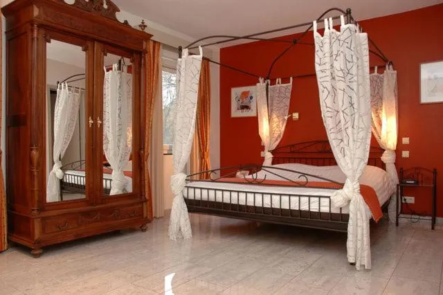 Superior Twin Room in Kasteel Wurfeld