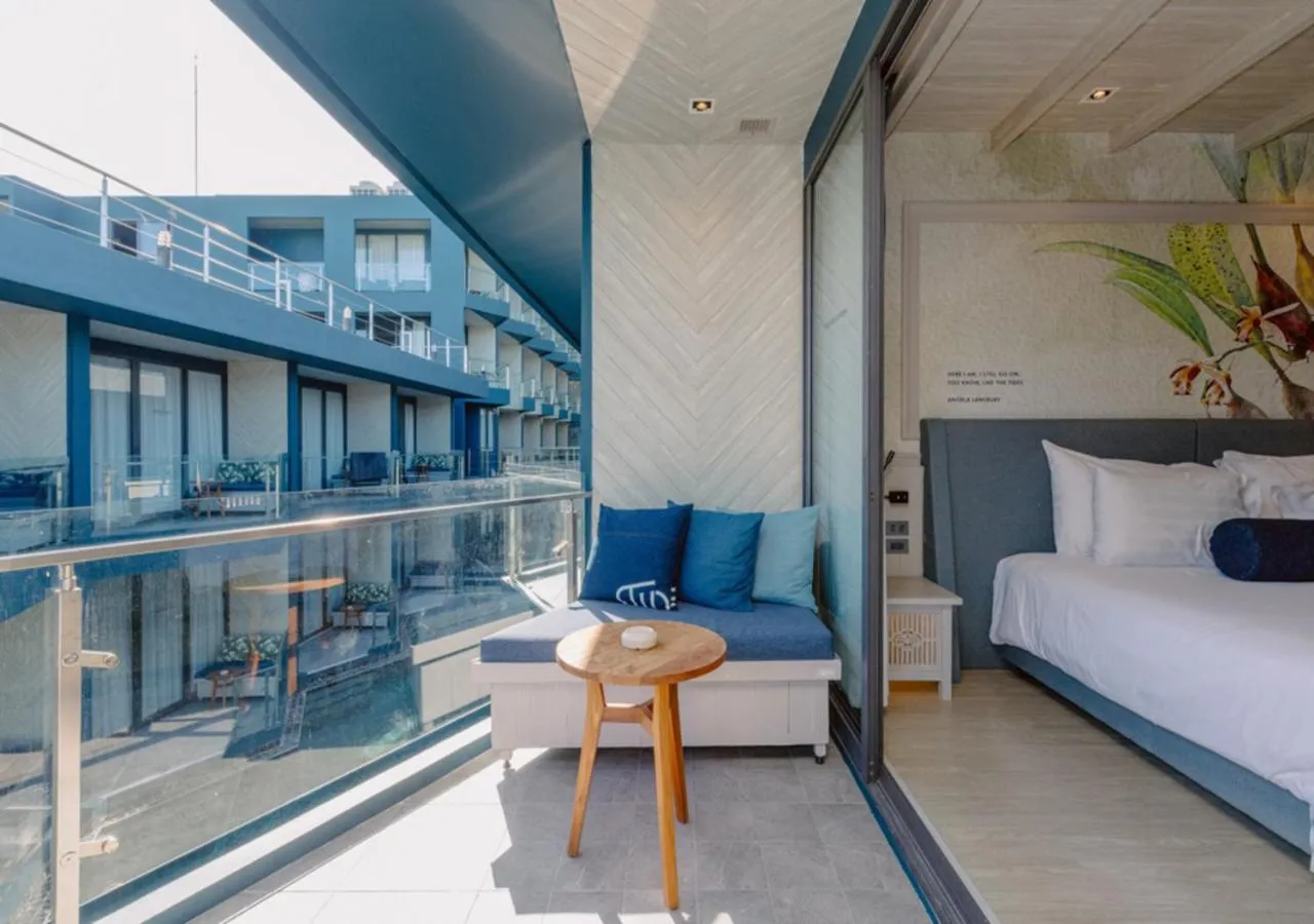 Deluxe Room with Balcony in Hotel Tide Phuket Beachfront