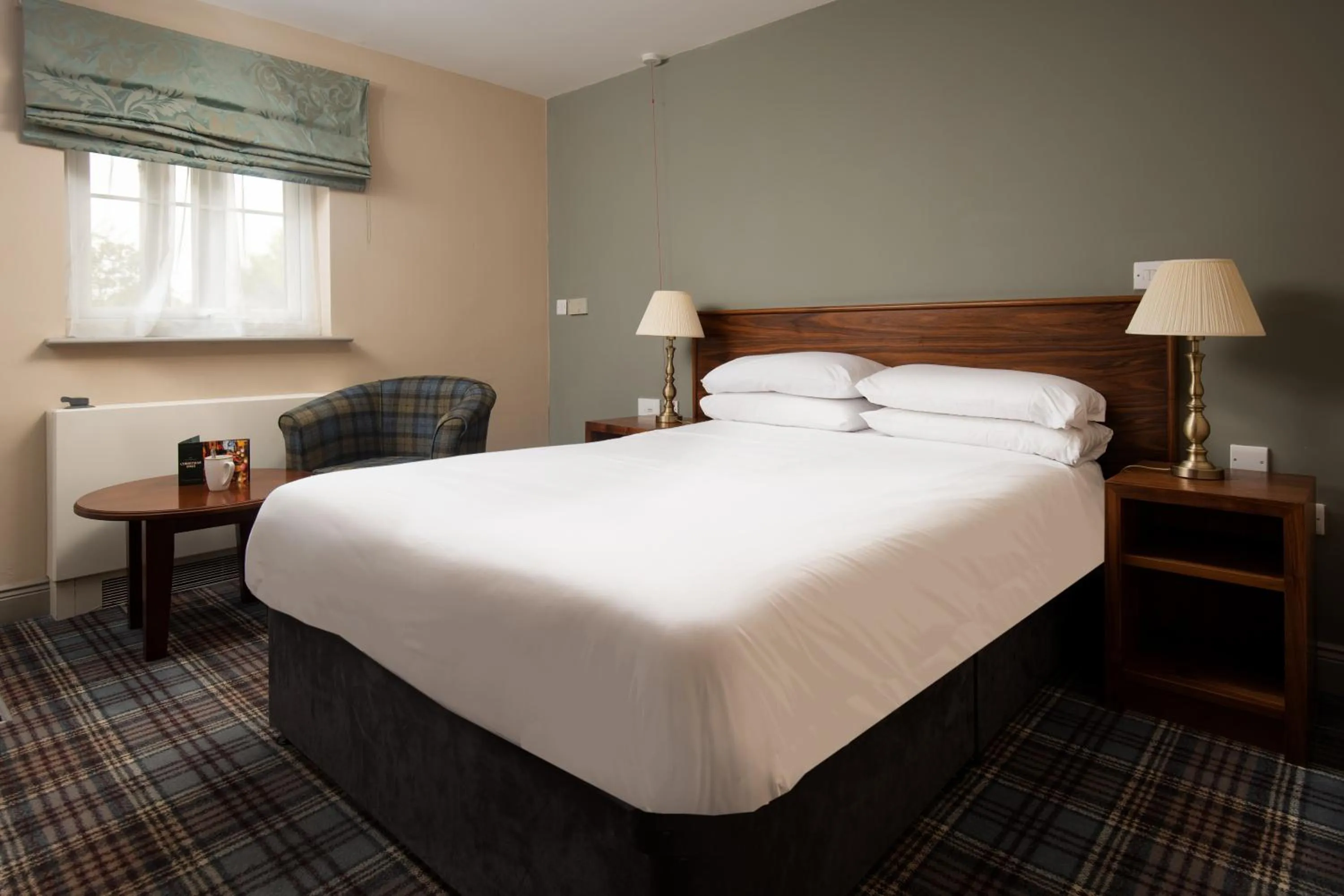 Double Room - single occupancy - Disability Access in The Lindisfarne Inn - The Inn Collection Group