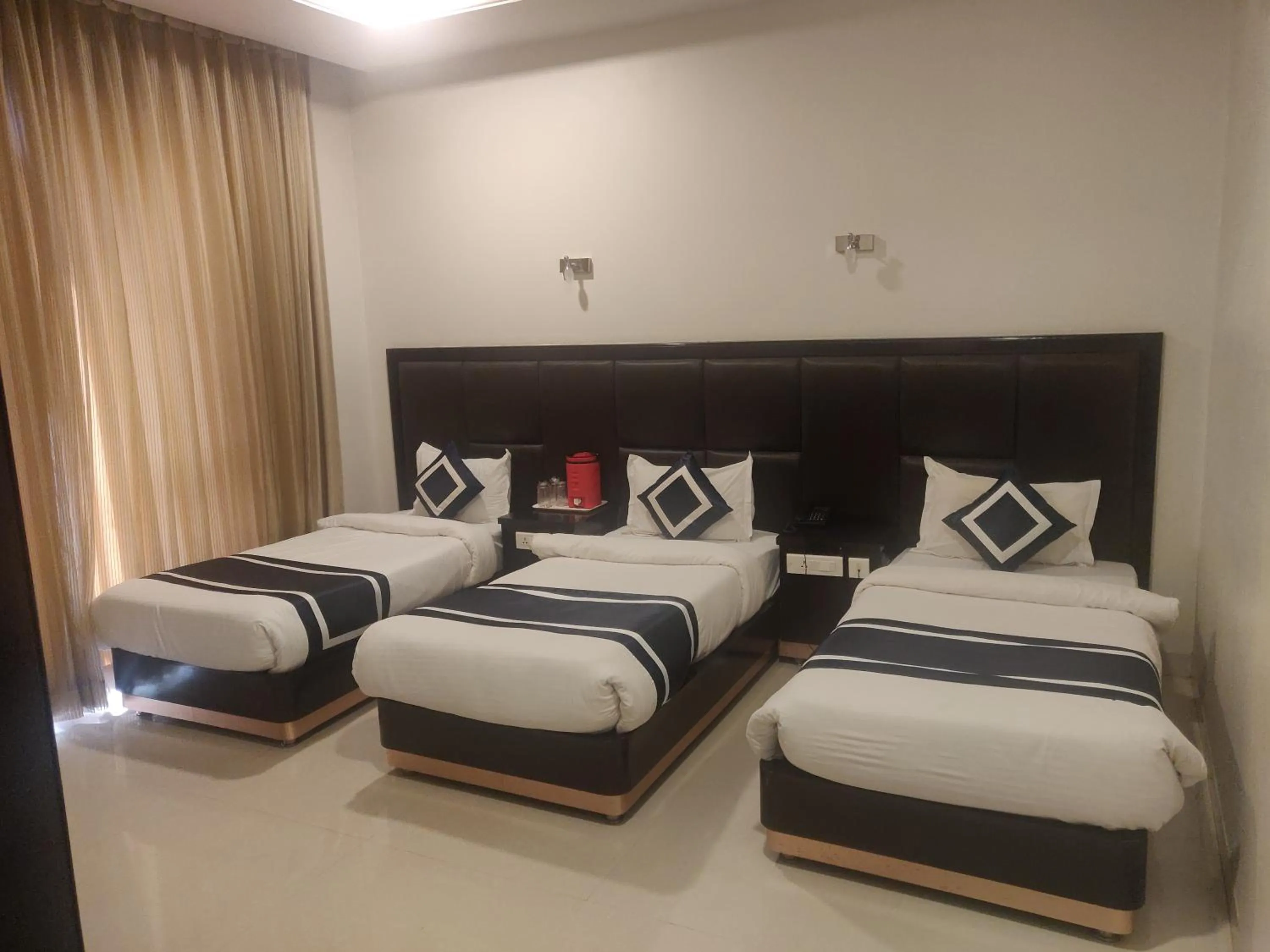 Superior Triple Room - single occupancy in Chandra Grand