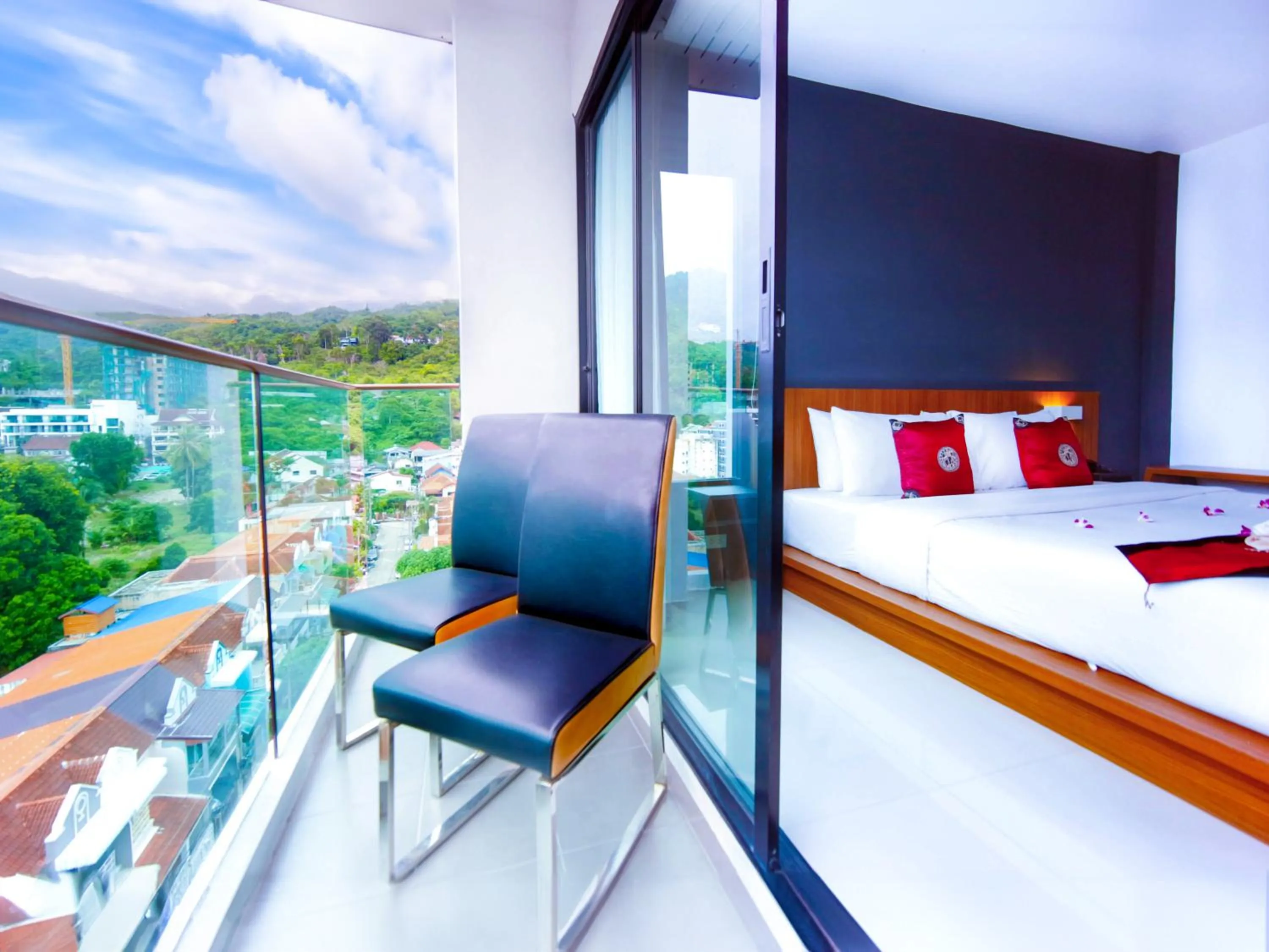 Superior Double Room in Phoenix Grand Patong